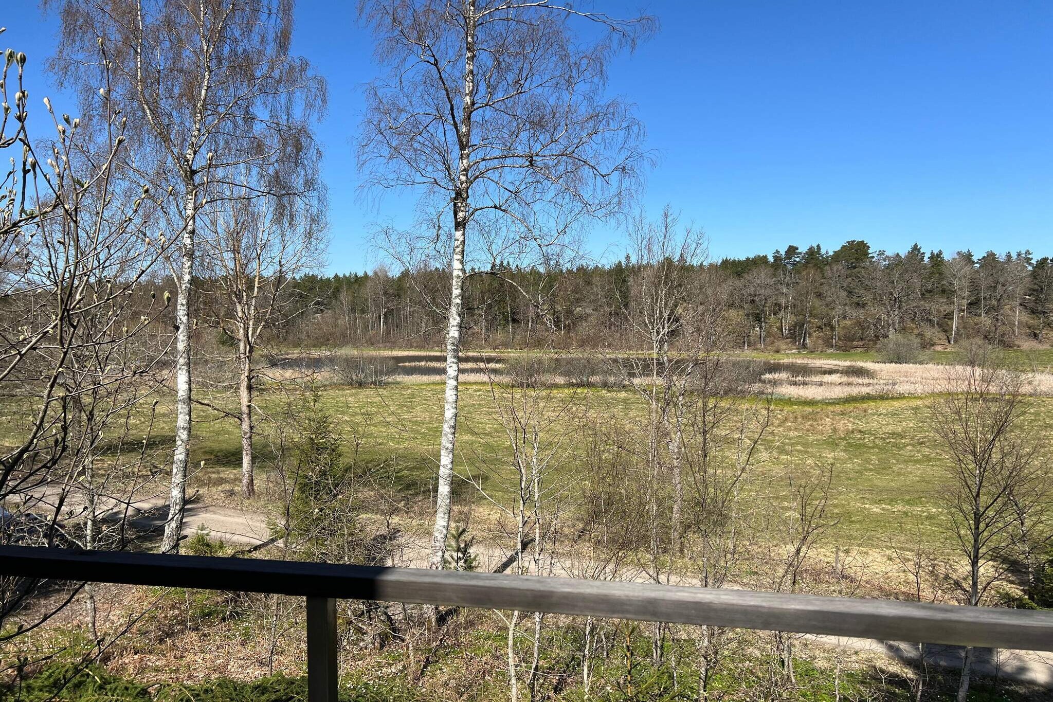 Kitchen(cooker(electric), oven, dishwasher, fridge-freezer, water from well), Living/bed room, bedroom(double bed), bedroom(double folding bed, bunk bed), bedroom(2x bunk bed), bathroom(washbasin, shower, toilet), heating(electric), garden furniture, parking, air to air heatpump