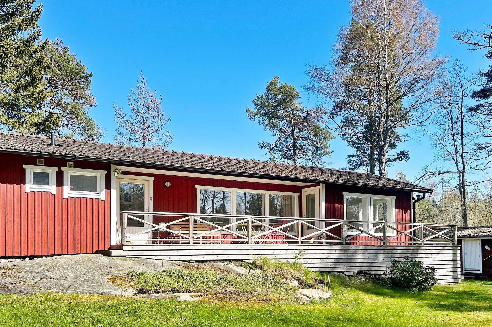 6 person holiday home in Djurhamn