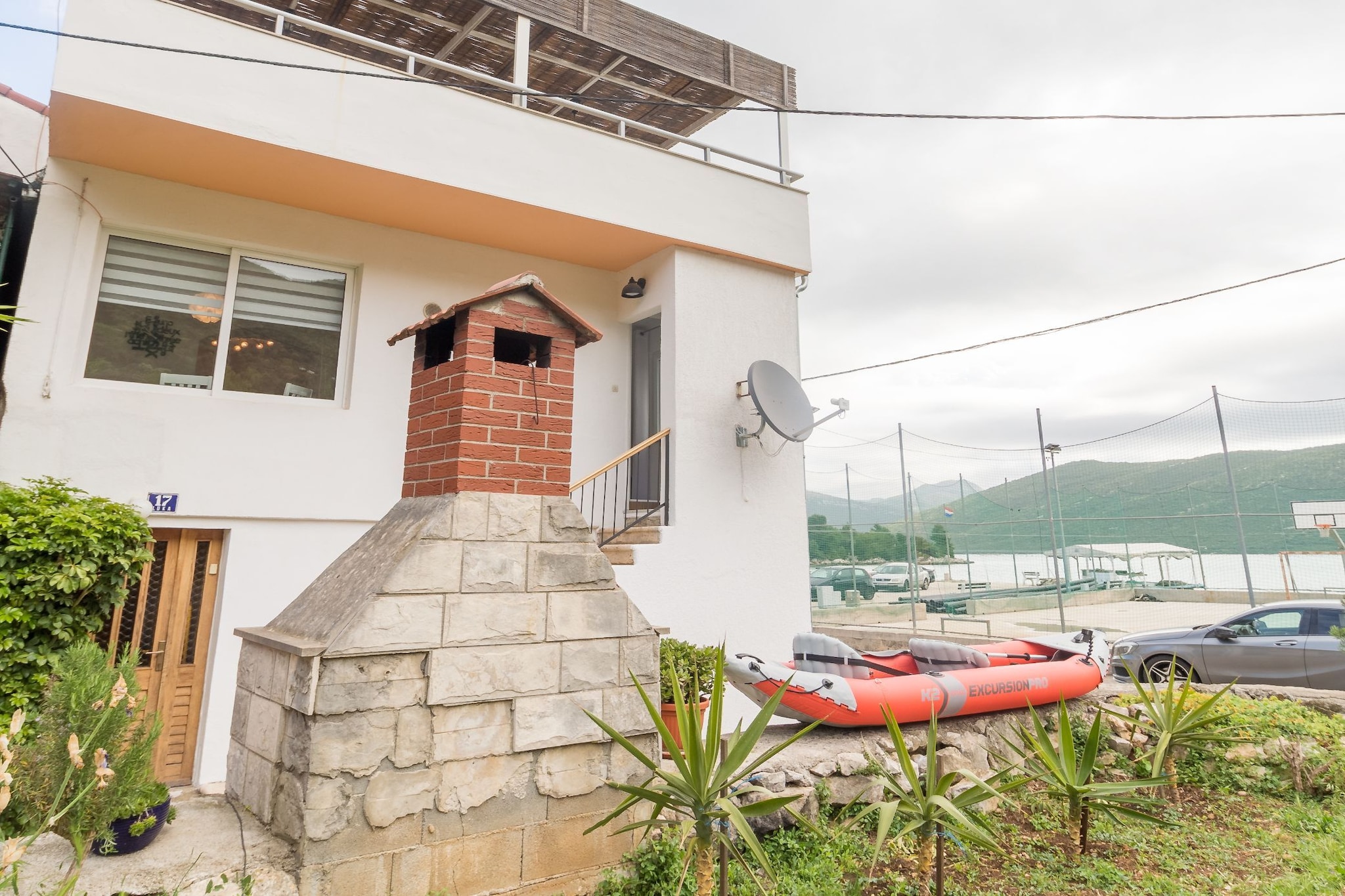 Holiday Home Milutinovic - Four Bedroom  Holiday Home with Sea View-Outdoor