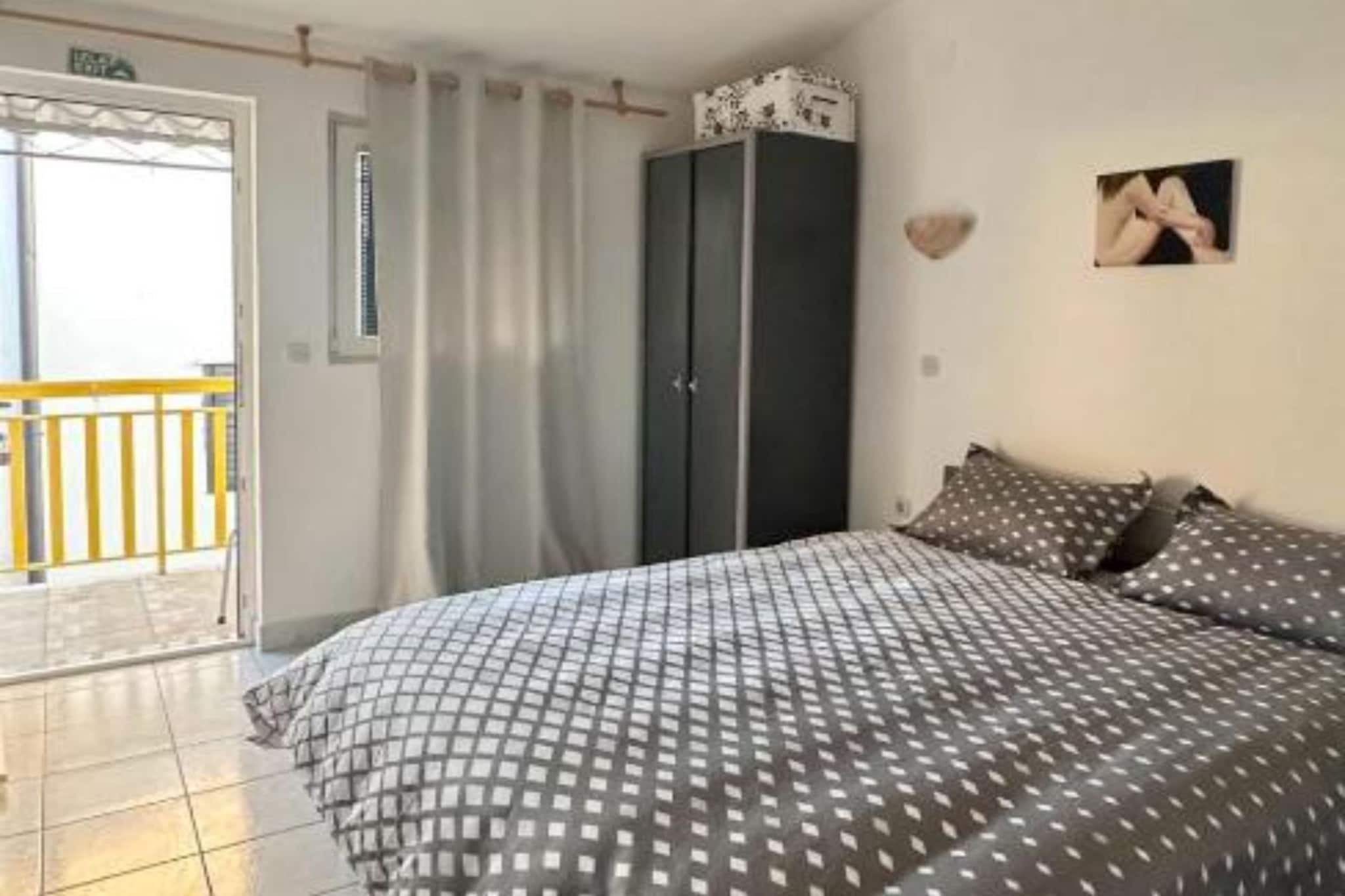 Apartments Natali - One Bedroom Apartment with Balcony (APP6)-Schlafzimmer