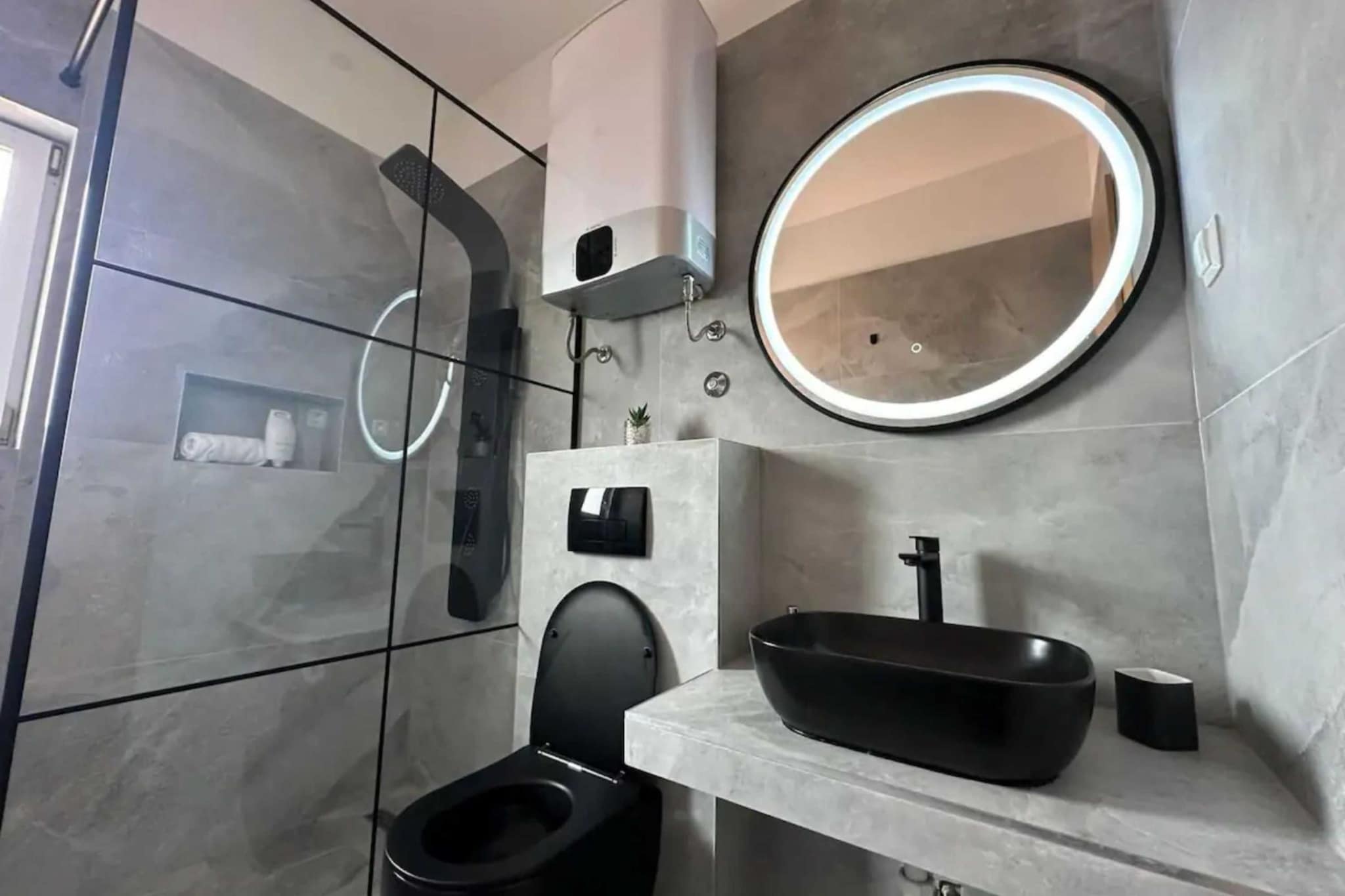 Apartment Ivan with Pool - Two Bedroom Apartment with Terrace and Swimming pool-Salle de bain