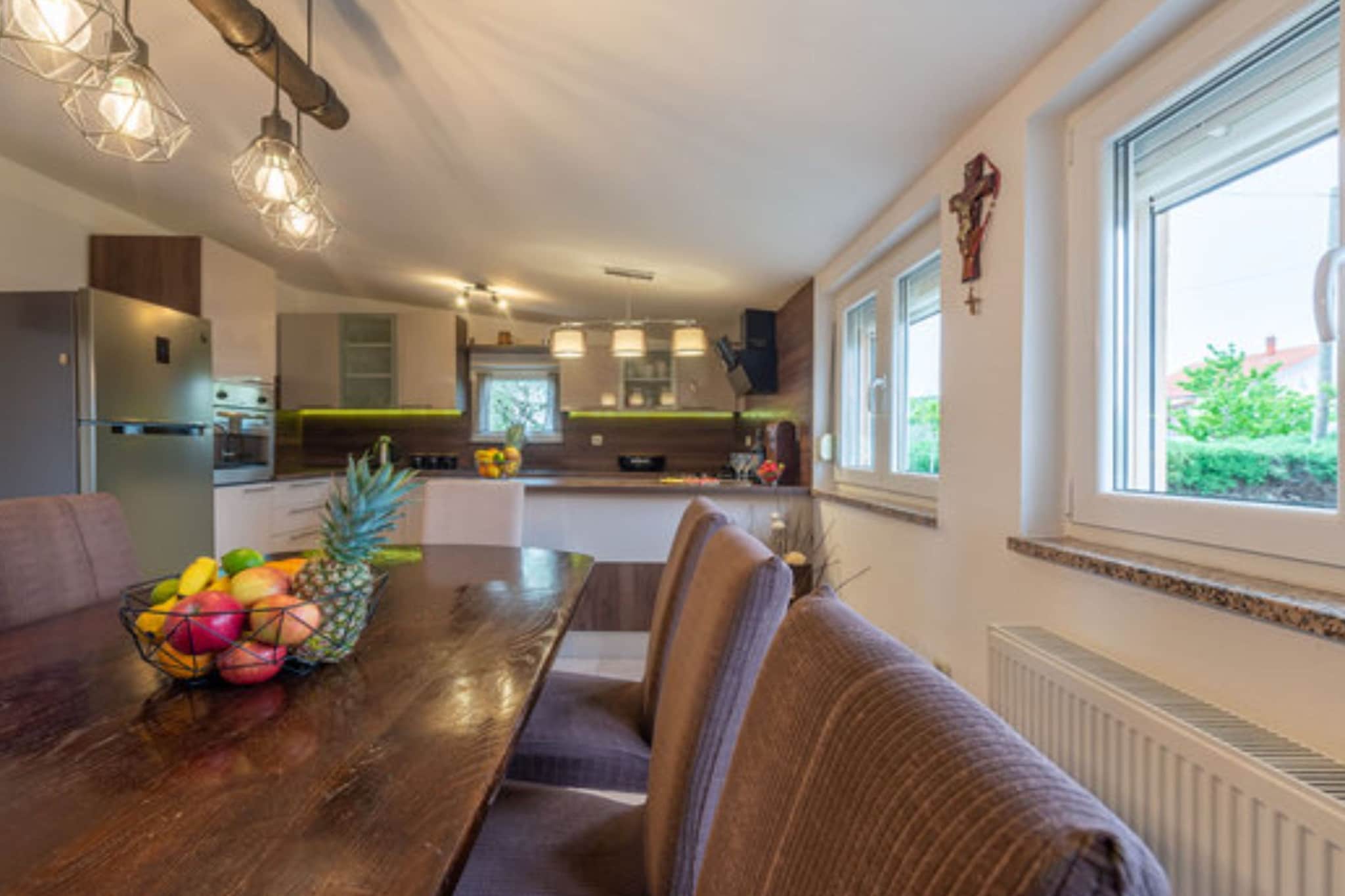 Three Bedroom Villa-Dining room