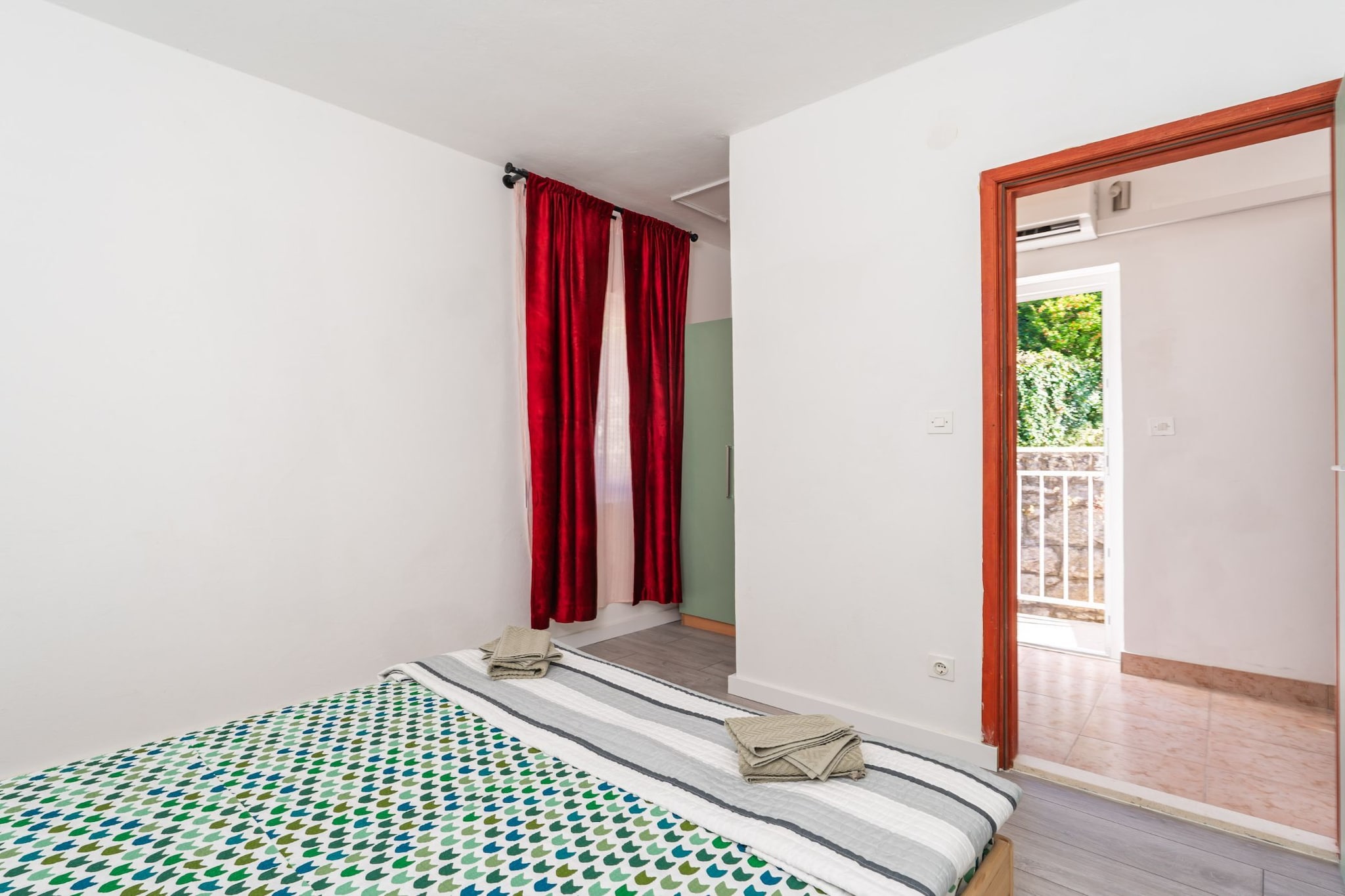 Ranch House Zora - One Bedroom Ranch House-Bedroom