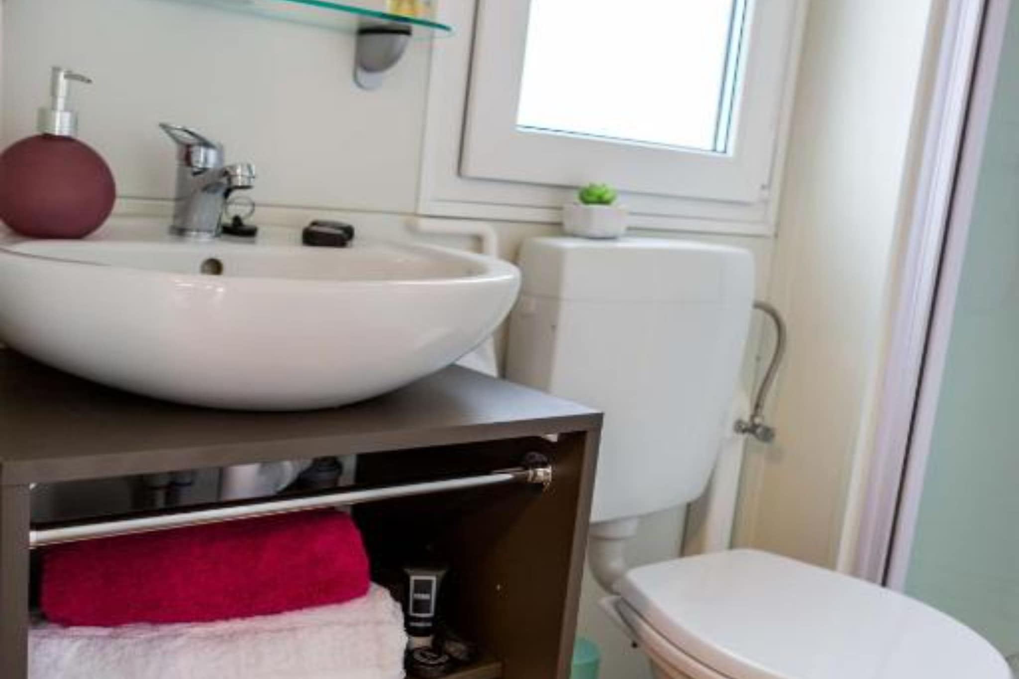 Mobile Home Nensi-Badezimmer