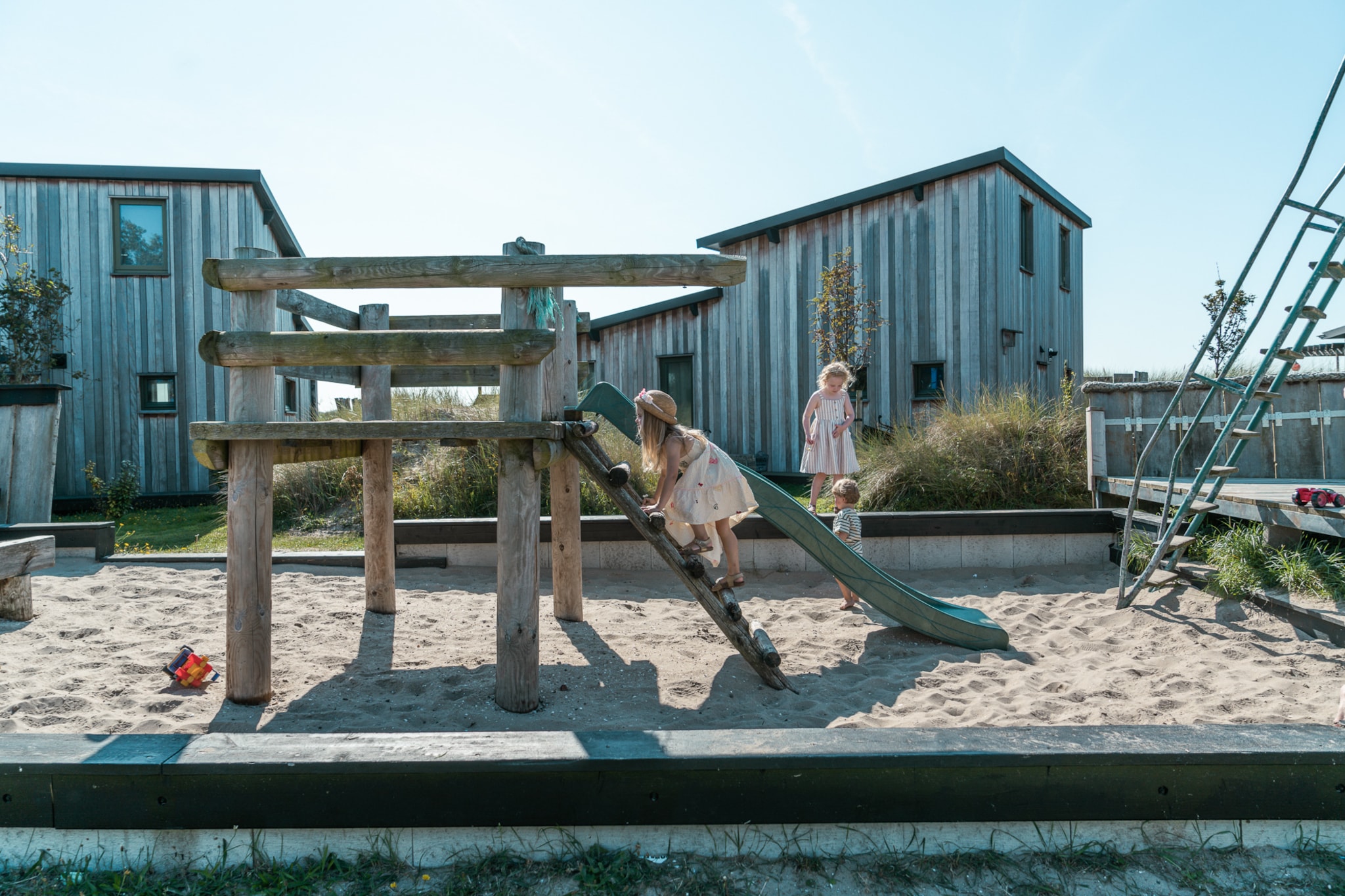 Juttershut Duynpark - Callantsoog-Buitenkant zomer