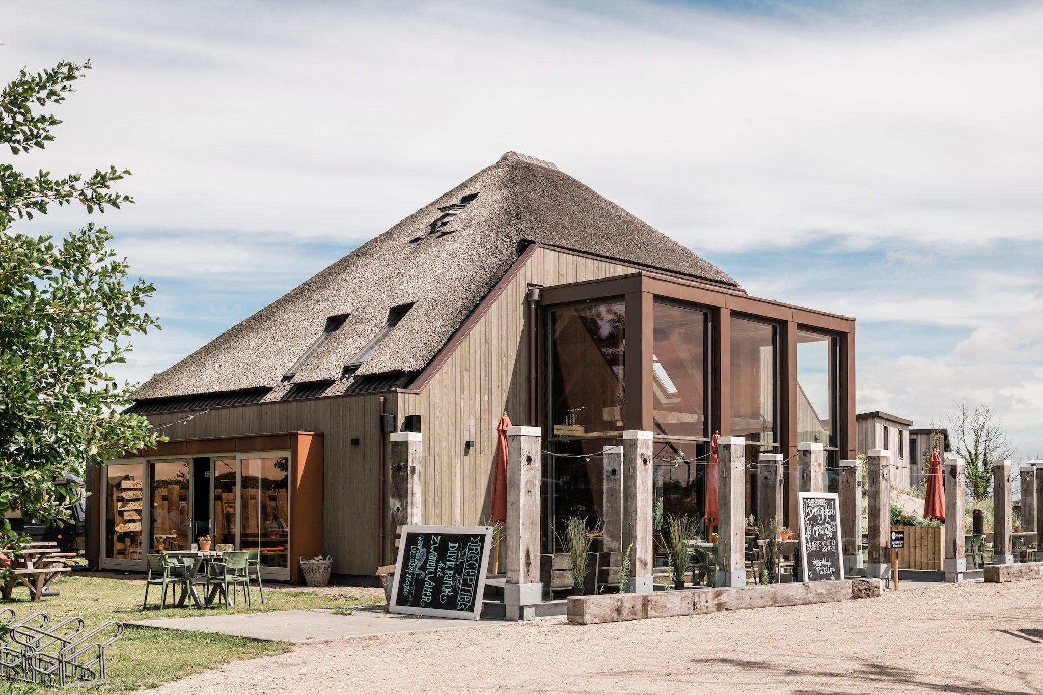 Juttershut Duynpark - Callantsoog-Buitenkant zomer