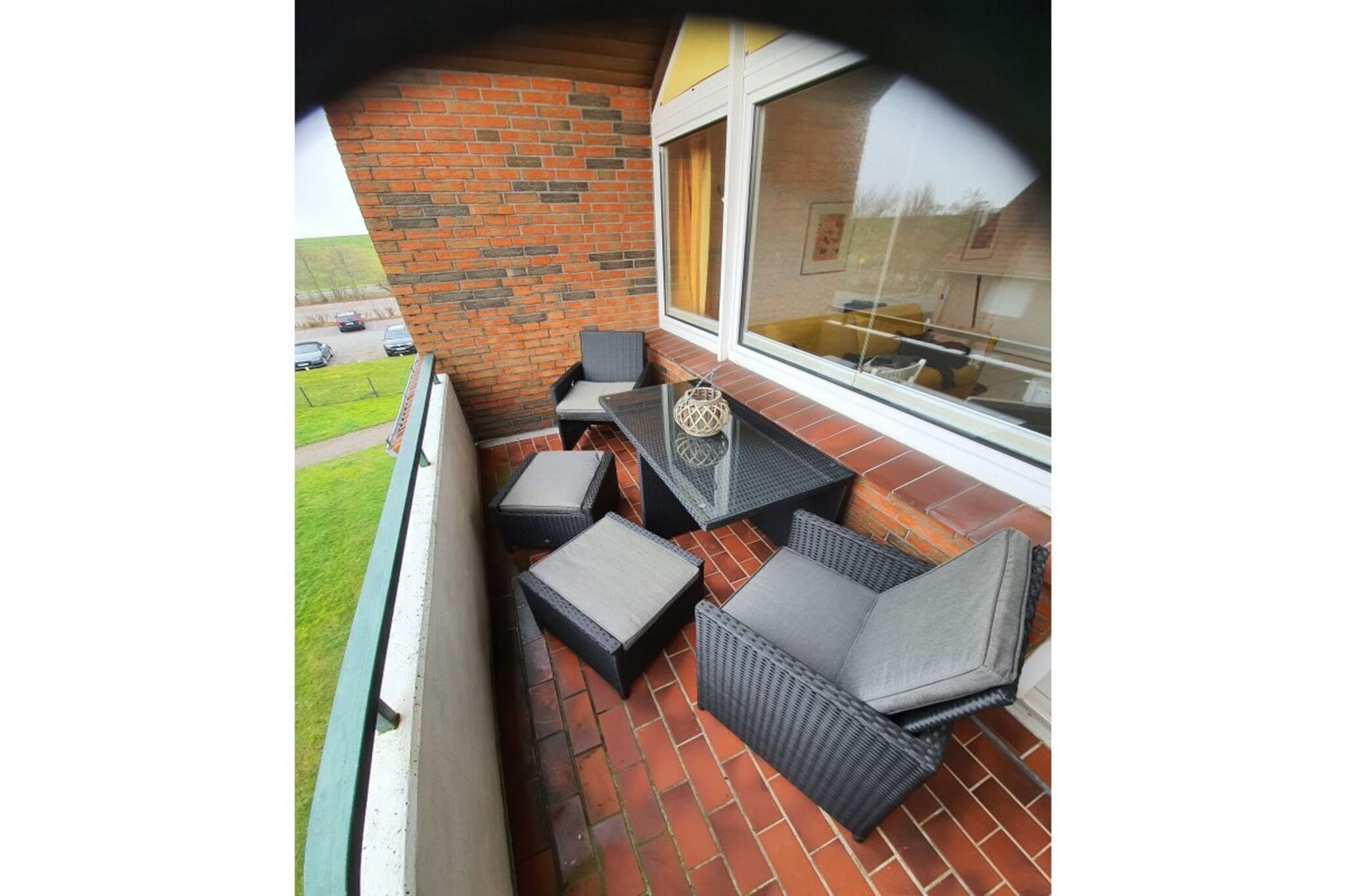 292612-Terrasse / balcon