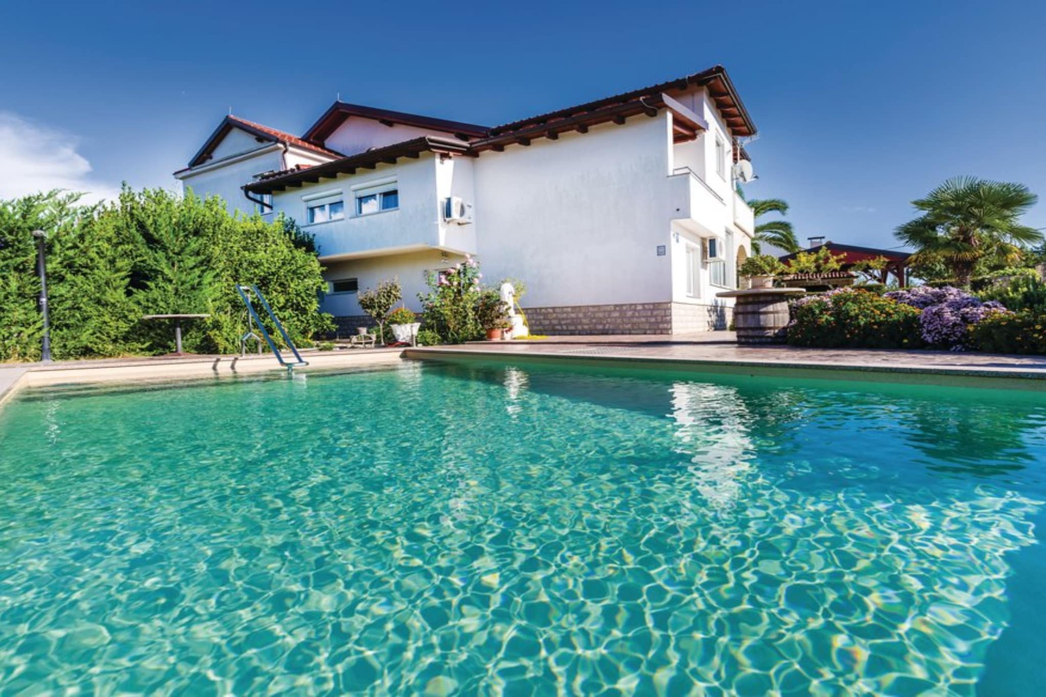 Holiday Home Villa Ksenija - Six Bedroom Holiday Home with Pool-Outdoor