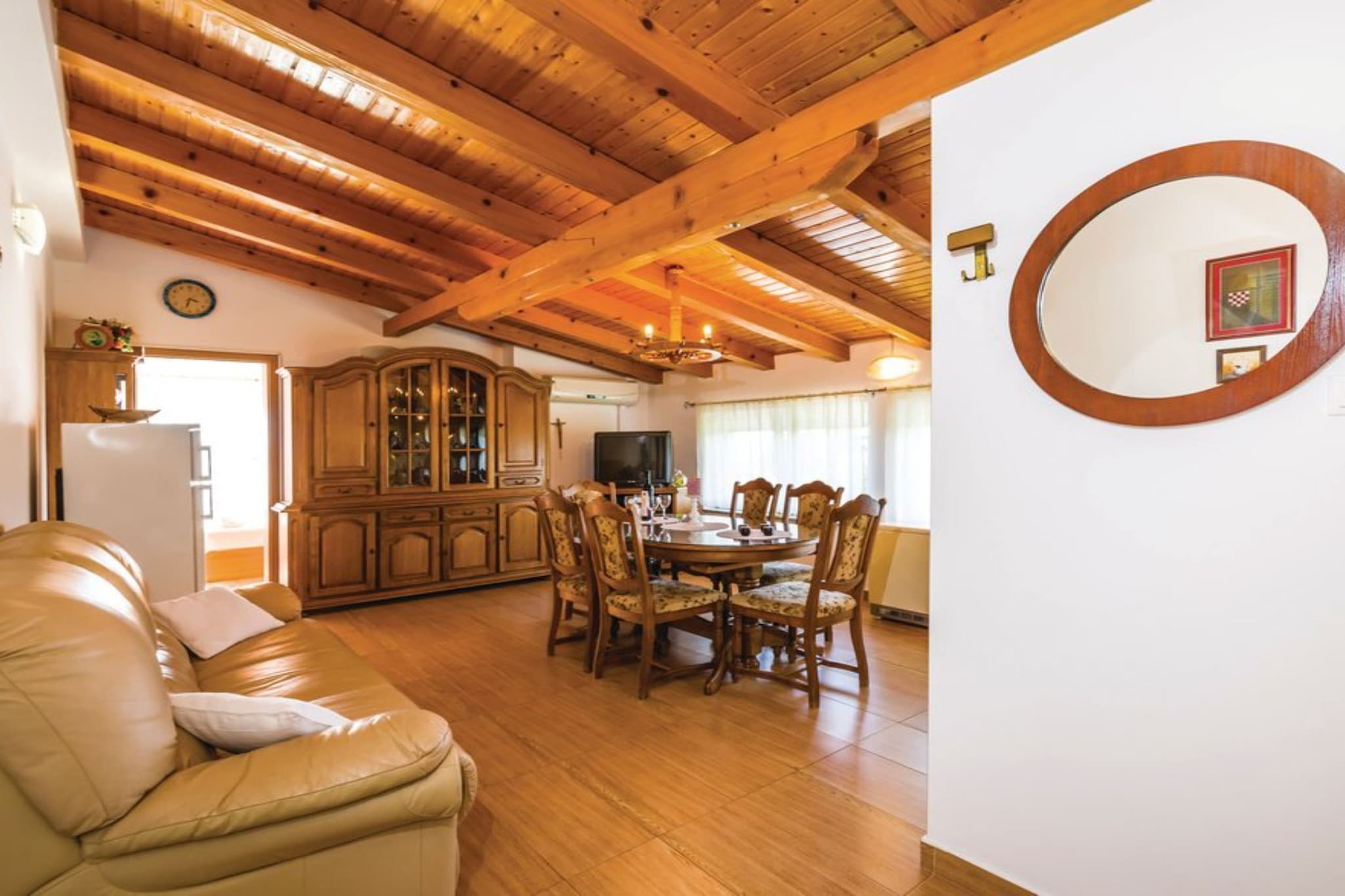 Holiday Home Villa Ksenija - Six Bedroom Holiday Home with Pool-Living room