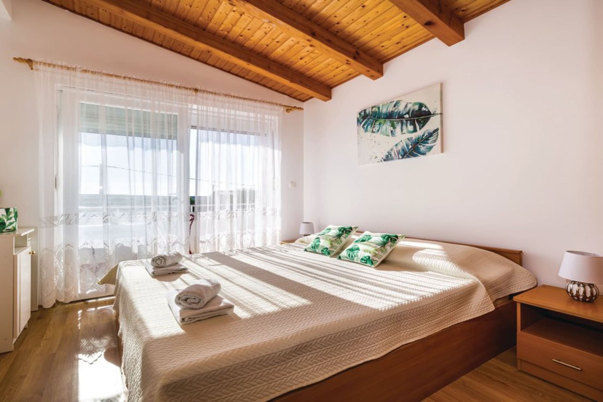 Holiday Home Villa Ksenija - Six Bedroom Holiday Home with Pool-Bedroom