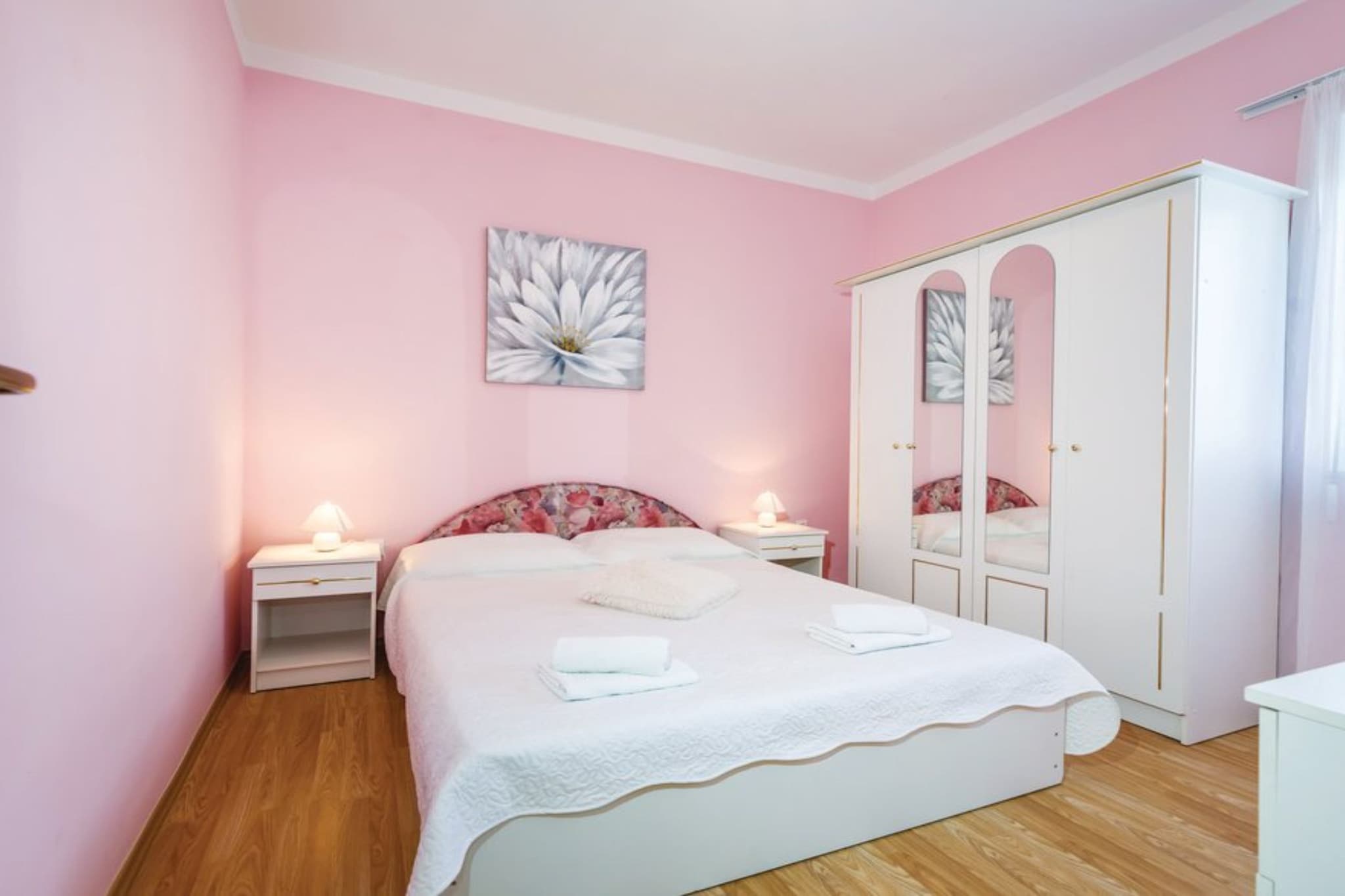 Holiday Home Villa Ksenija - Six Bedroom Holiday Home with Pool-Bedroom