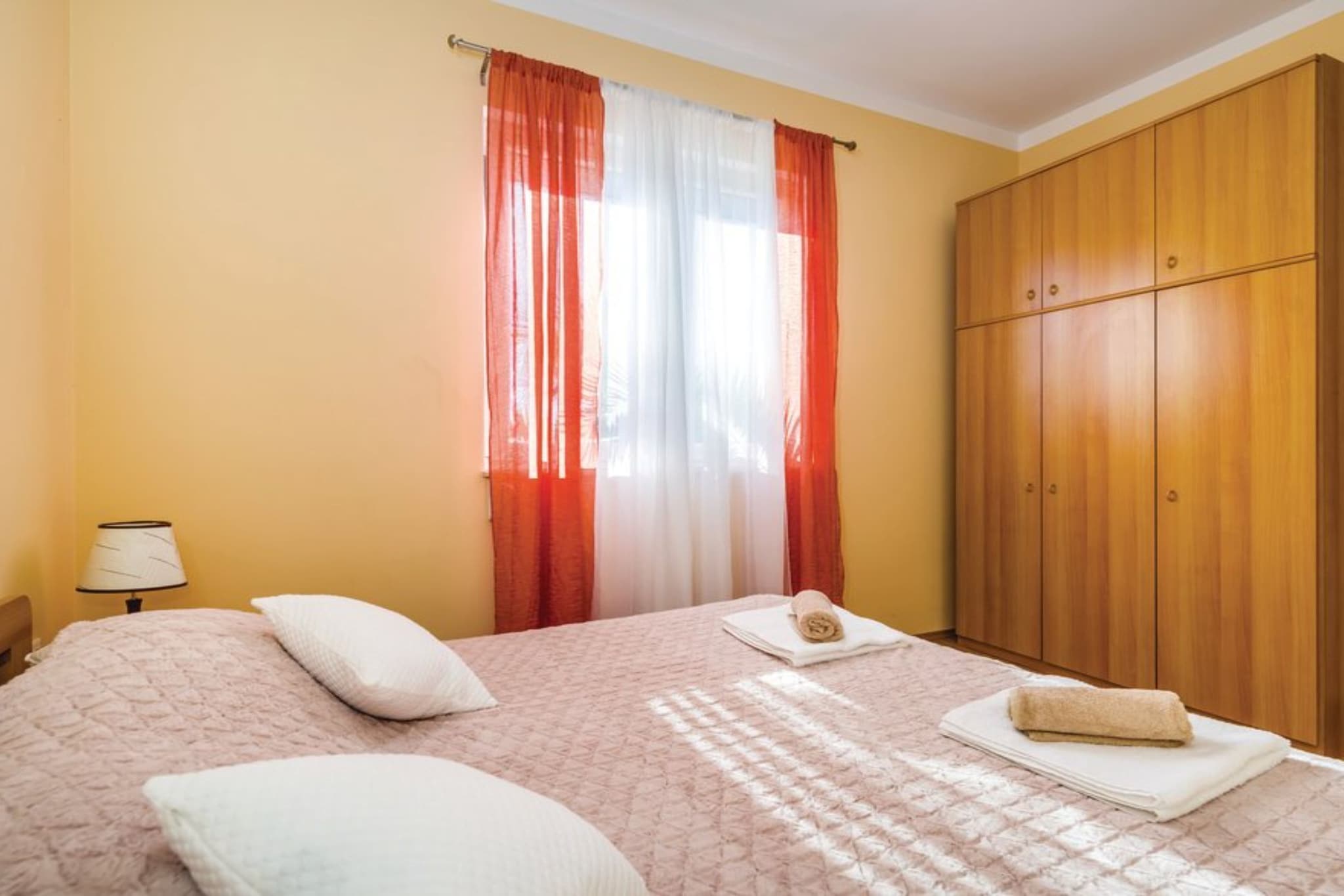 Holiday Home Villa Ksenija - Six Bedroom Holiday Home with Pool-Bedroom