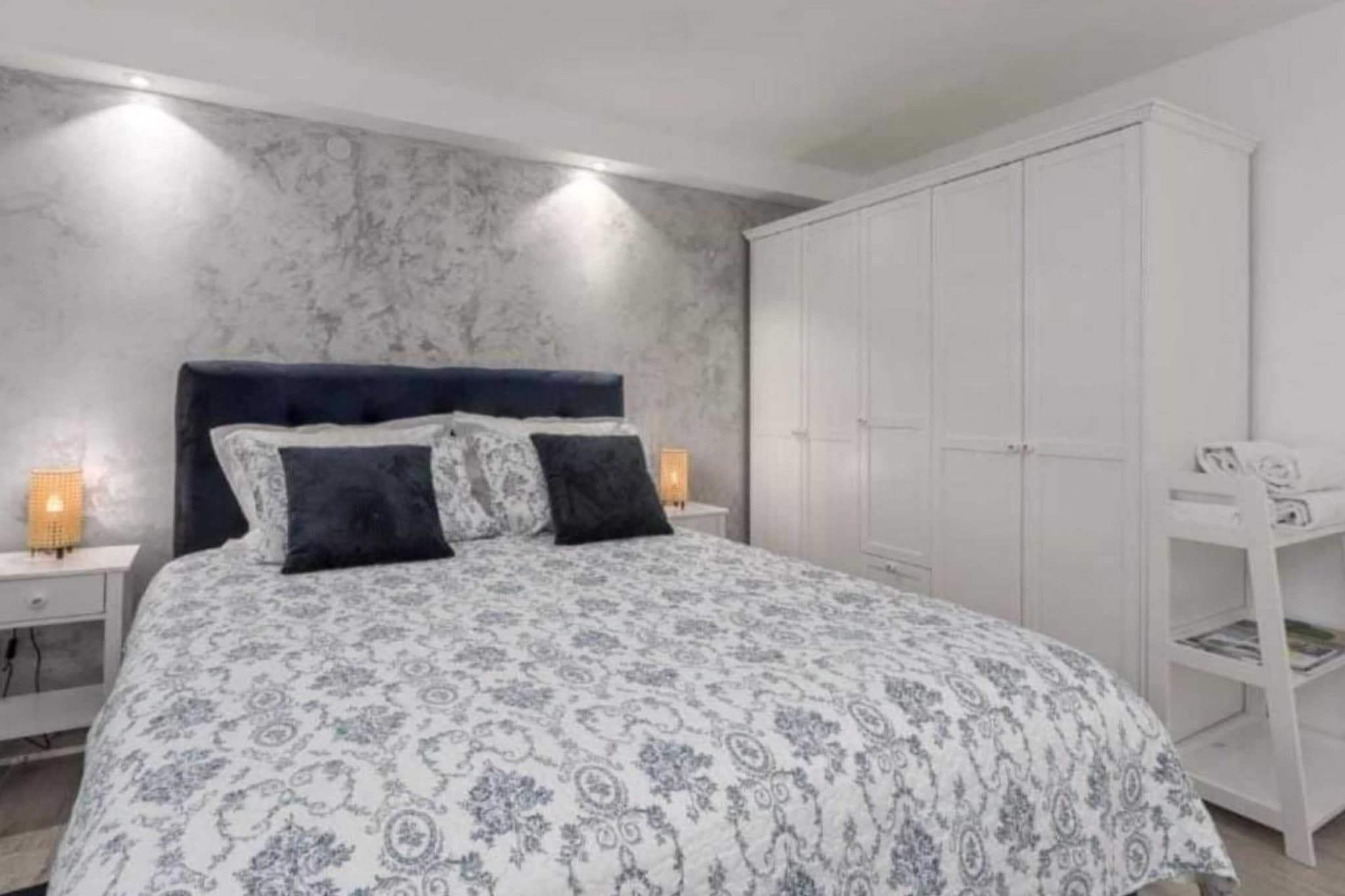 Apartment Amor - Two Bedroom Apartment with Terrace-Schlafzimmer