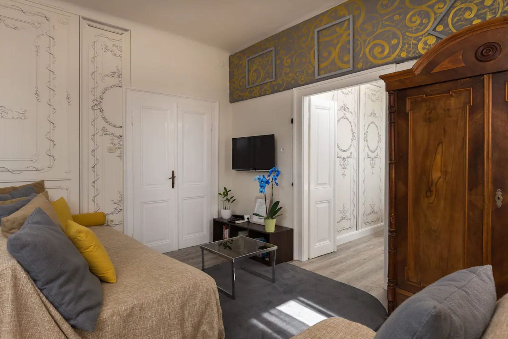 Apartment Ivančica - Double Room with Old town view-Living room
