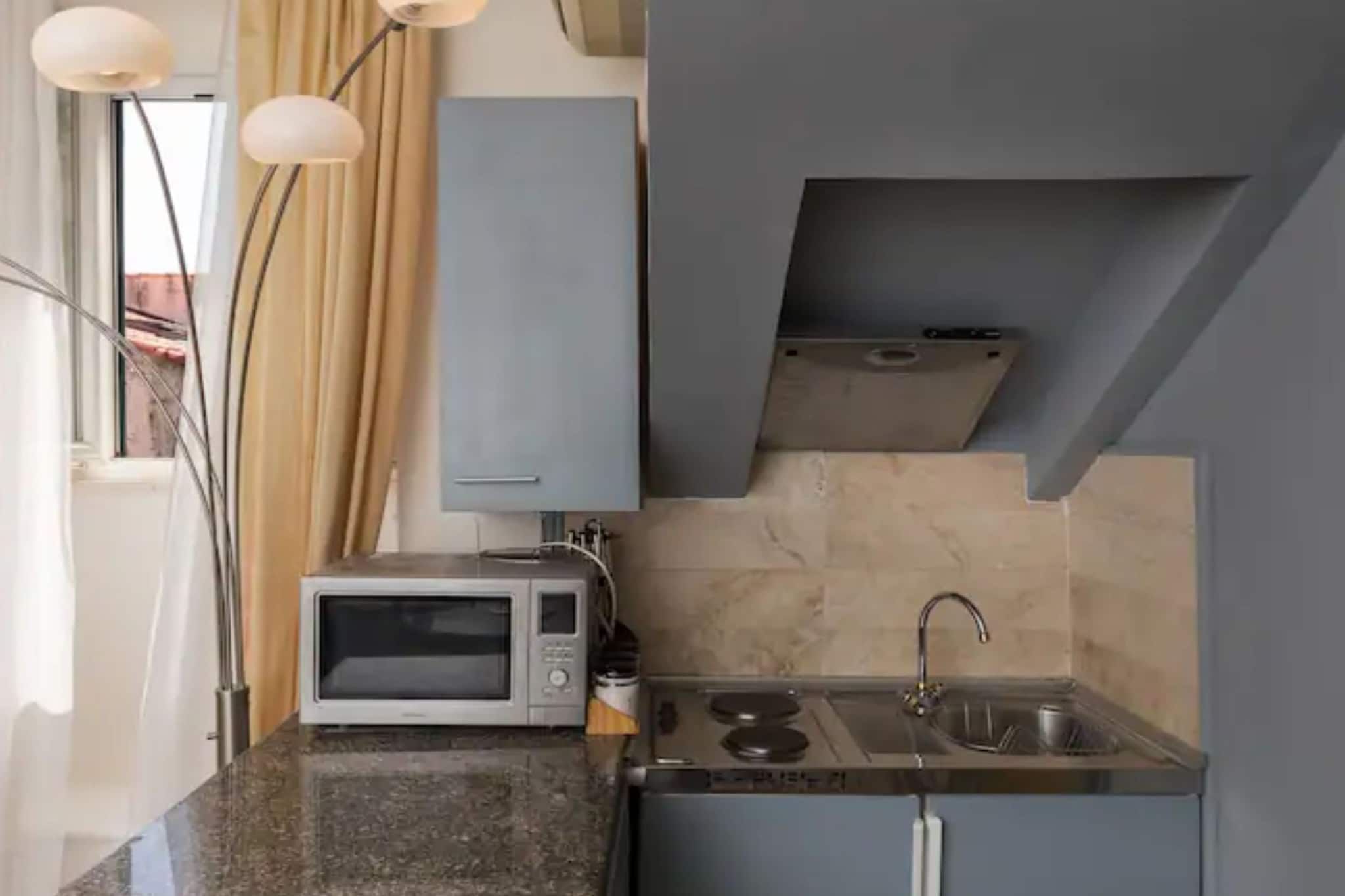 Apartment Ivančica - Double Room with Old town view-Kitchen