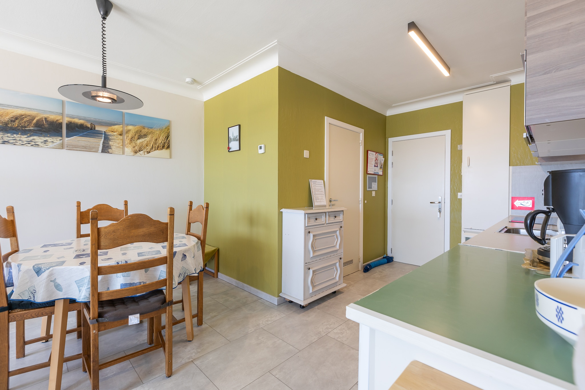 Apartment with sea view and shared pool