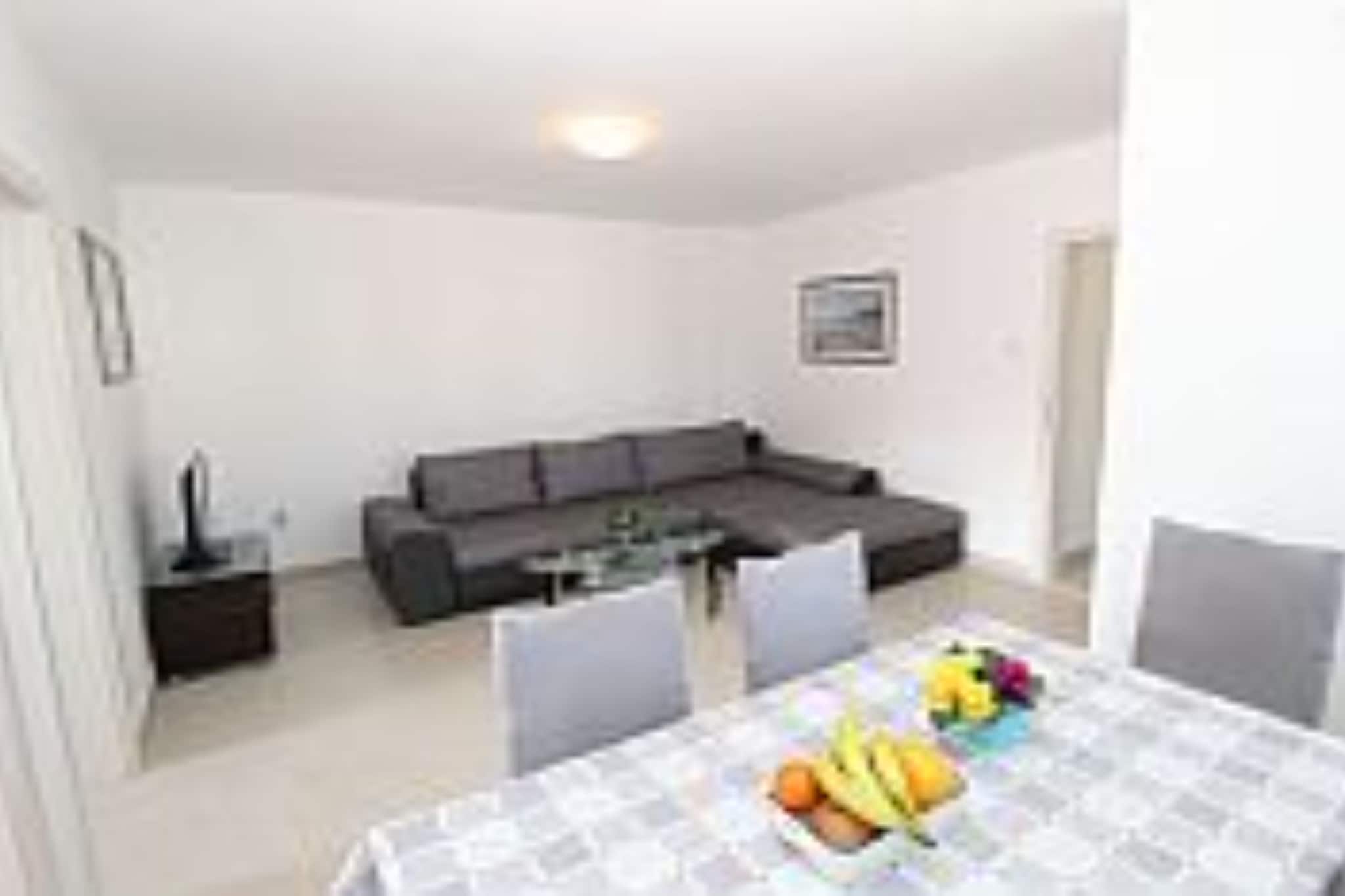 Apartments Jović - Two Bedroom Apartment with Terrace (A3)