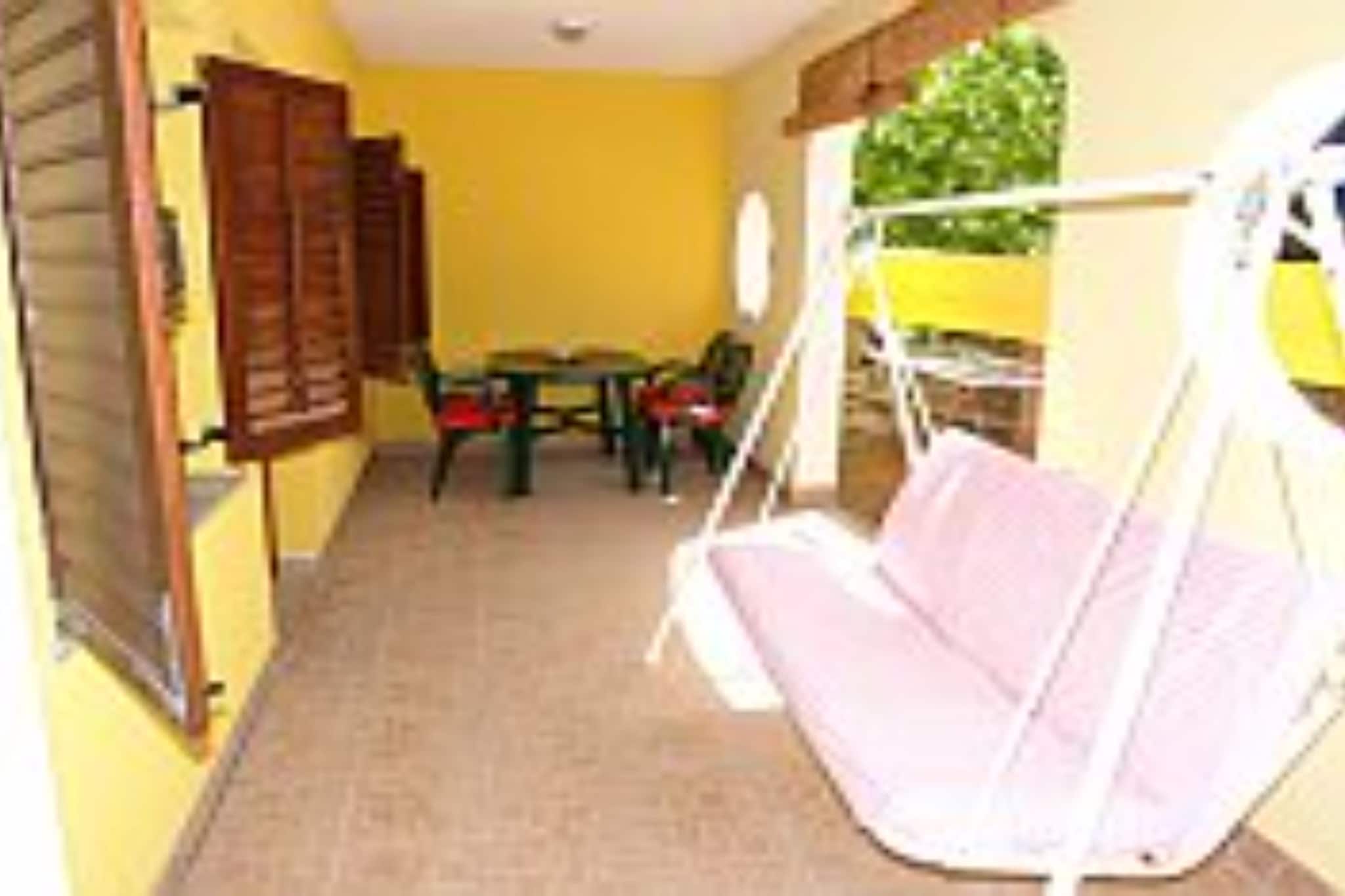 Apartments Jović - One Bedroom Apartment with Terrace (A2)-Terras