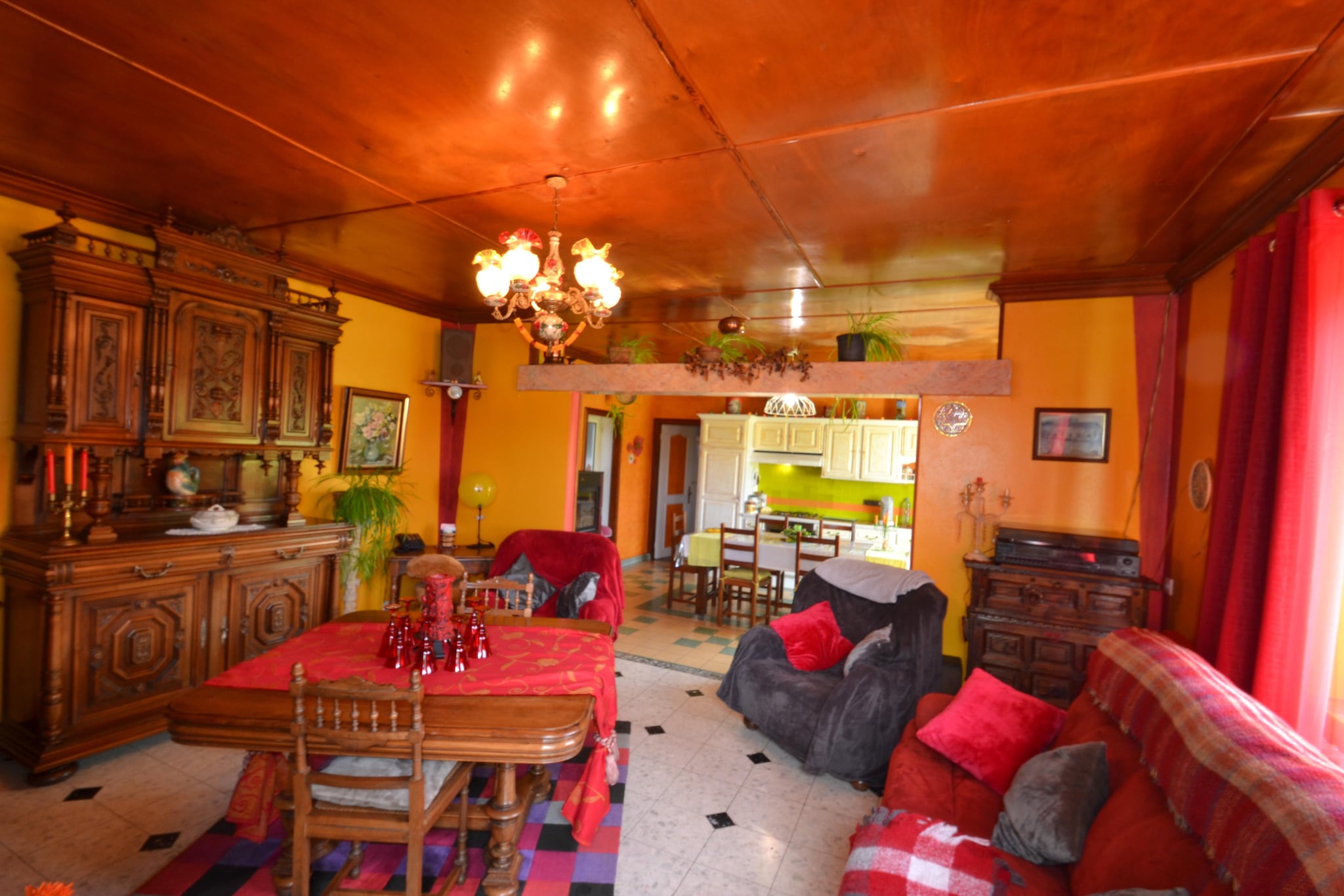 An optional utilities and service fee of EUR 100,00 will be charged before your arrival. Details are given below.<br> Escape to the heart of Bordeaux's wine country with this spacious holiday home in Camiran, ideal for up to 6 guests. Nestled in a peaceful setting, the house offers privacy within an otherwise uninhabited building. Located on a quiet main road, you'll enjoy a tranquil garden with occasional background sounds of passing cars. The property is perfectly positioned for excursions to Saint-Émilion, Bordeaux's beautifully restored city center, and the charming villages of the Périgord Pourpre. Inside, the ground floor features a welcoming living room with a TV, dining table, and cozy seating area. The fully equipped kitchen includes two dining areas, a coffee machine, oven, microwave, dishwasher, and fridge-perfect for preparing meals with local ingredients. Three comfortable bedrooms each offer a double bed (140x190 cm), and the bathroom includes a shower and washbasin, with a separate toilet. A washing machine and tumble dryer add convenience for longer stays. Outdoors, relax in the garden with furnished seating or enjoy nearby activities like fishing just 1 km away. Shops, cafes, and public transport are all within 5 km, and Bordeaux Mérignac Airport is 75 km from the property. While there's no Wi-Fi, 4G mobile coverage is available, ensuring you stay connected as you unwind in this scenic wine region. <br><b> Optional Utilities & Service Package </b><br><b> An optional utilities and service package of EUR 100,00 </b> can be selected prior to your arrival. You will receive a separate communication with the payment link should you wish to include it.<br>This package ensures a seamless stay and conveniently covers services such as final cleaning, utility consumption, service support, and protection against minor damages or incidental costs during your stay.<br>Guests who prefer may manage these services independently, provided the property is returned in good order at check-out.