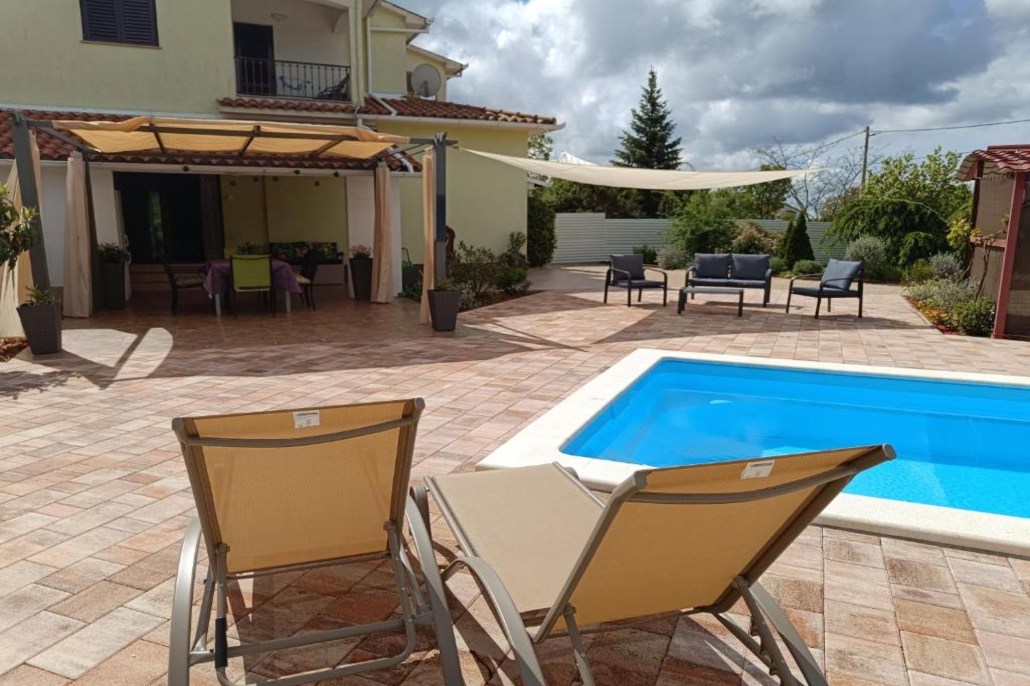Villa Hilda - Two Bedroom Villa-Pool
