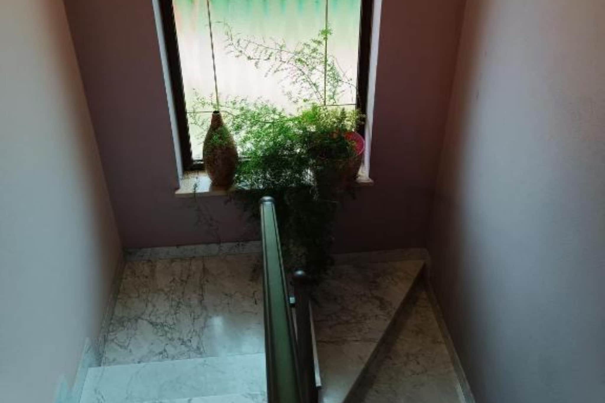 Villa Hilda - Two Bedroom Villa-Stairs