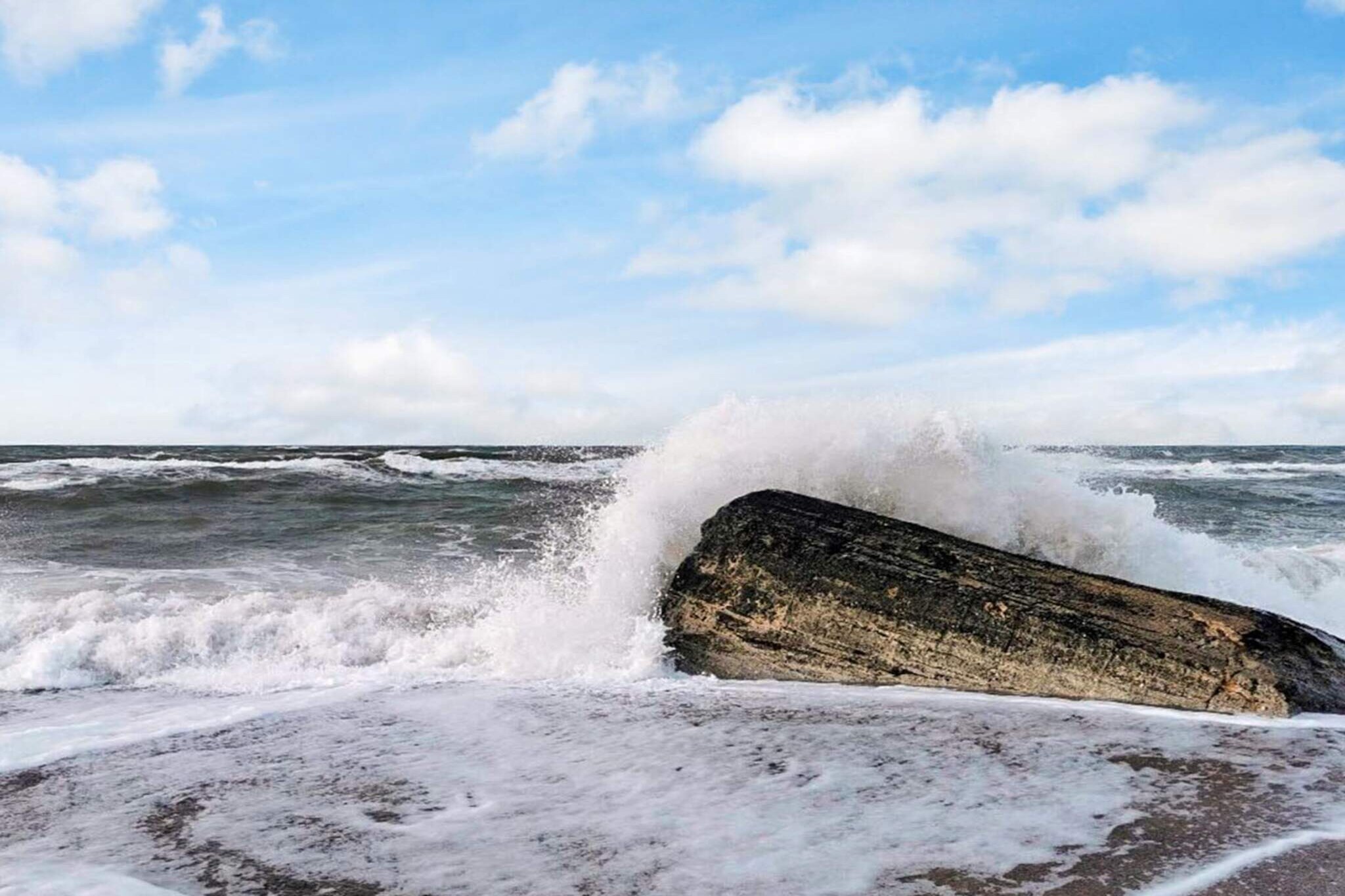 Luxe zwembadhuis bij zee -- By Traum Ferienwohnungen-Waterzicht