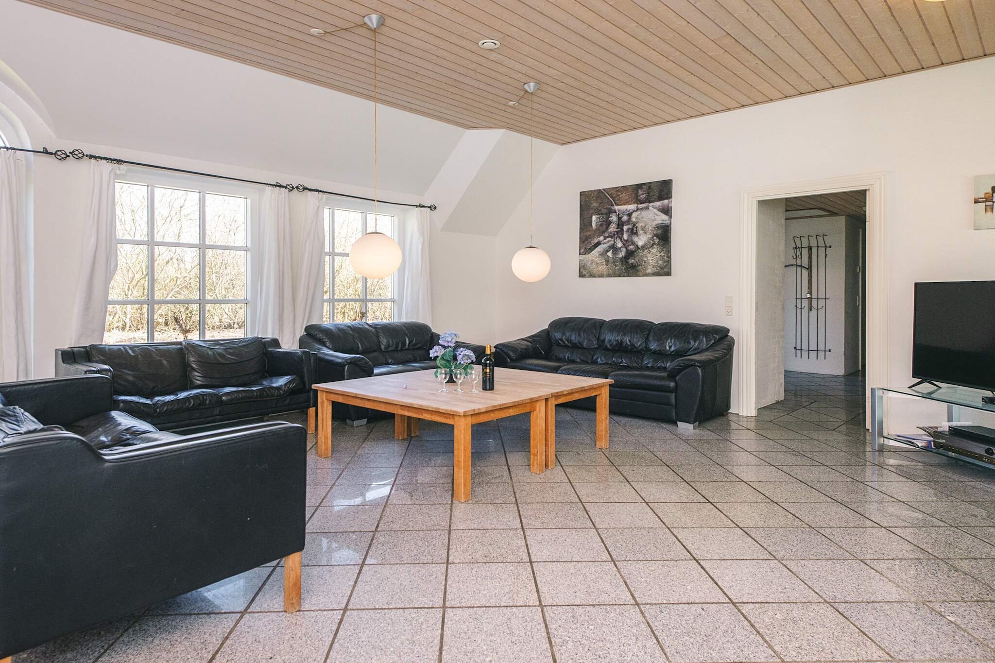 Luxe huis met zwembad vlak bij zee