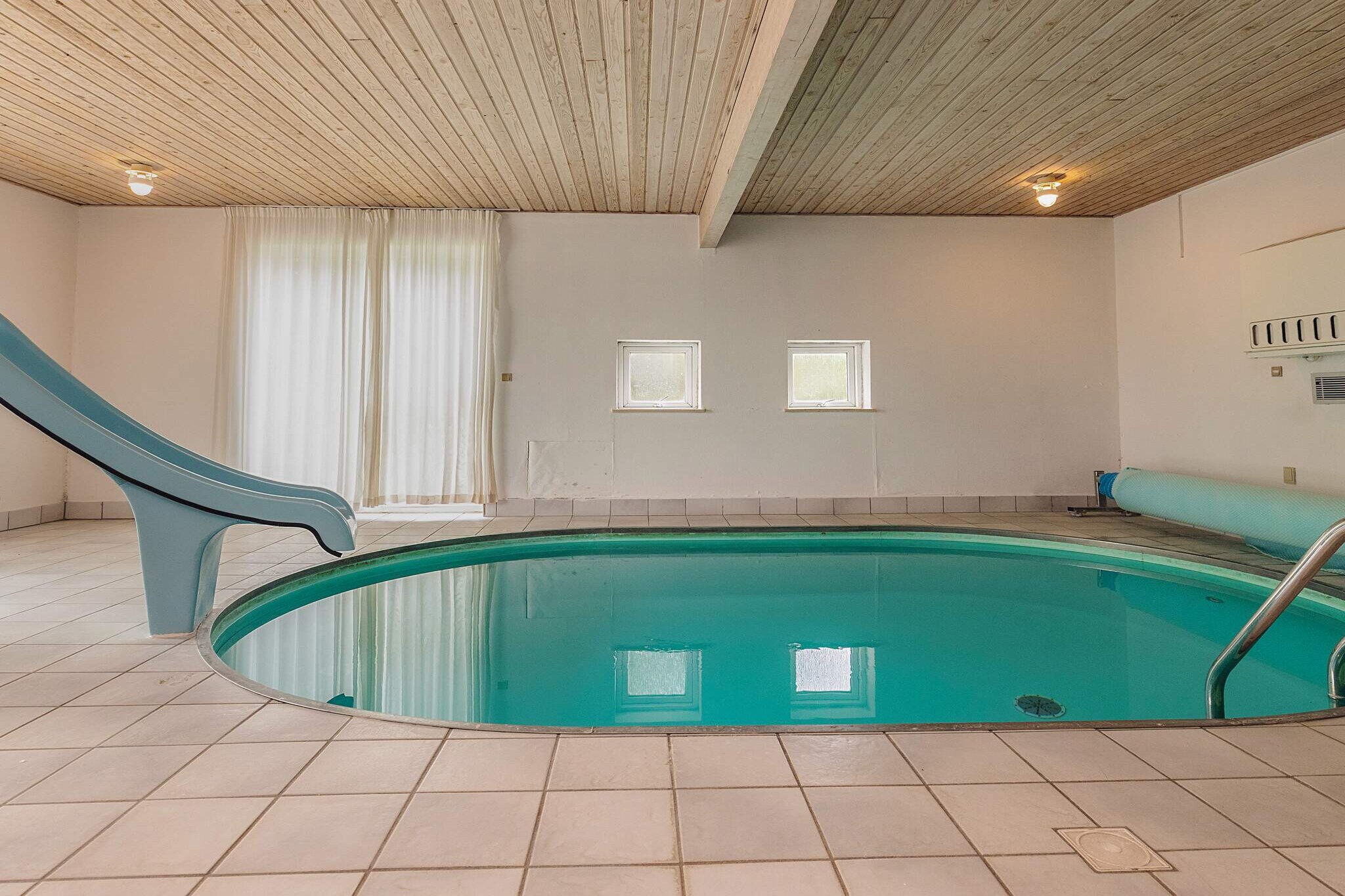 Évasion en bord de mer avec vue - Piscine