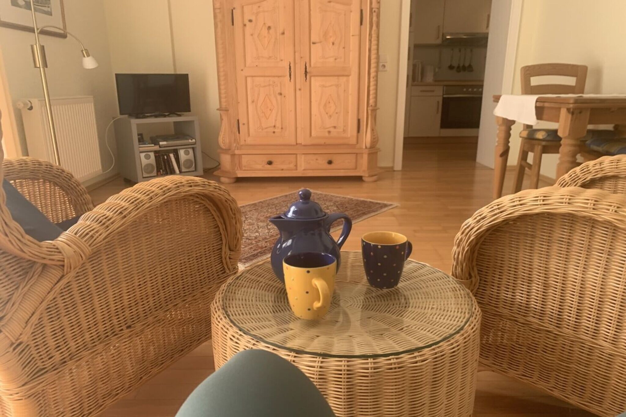 A charming holiday apartment for couples: comfortable furnishings, cozy, beautiful decor.