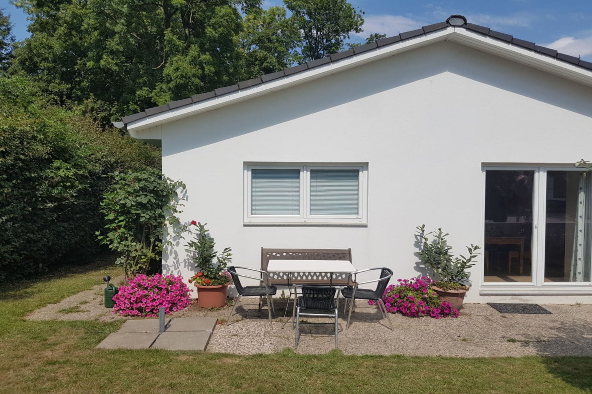 453495-Buitenkant zomer