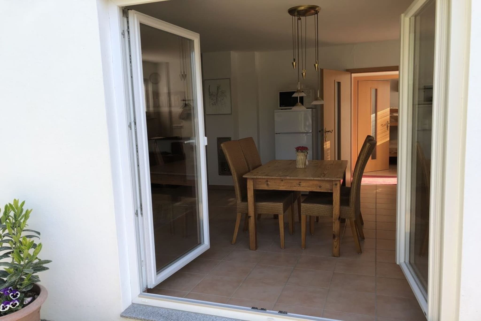 453495-Eetkamer