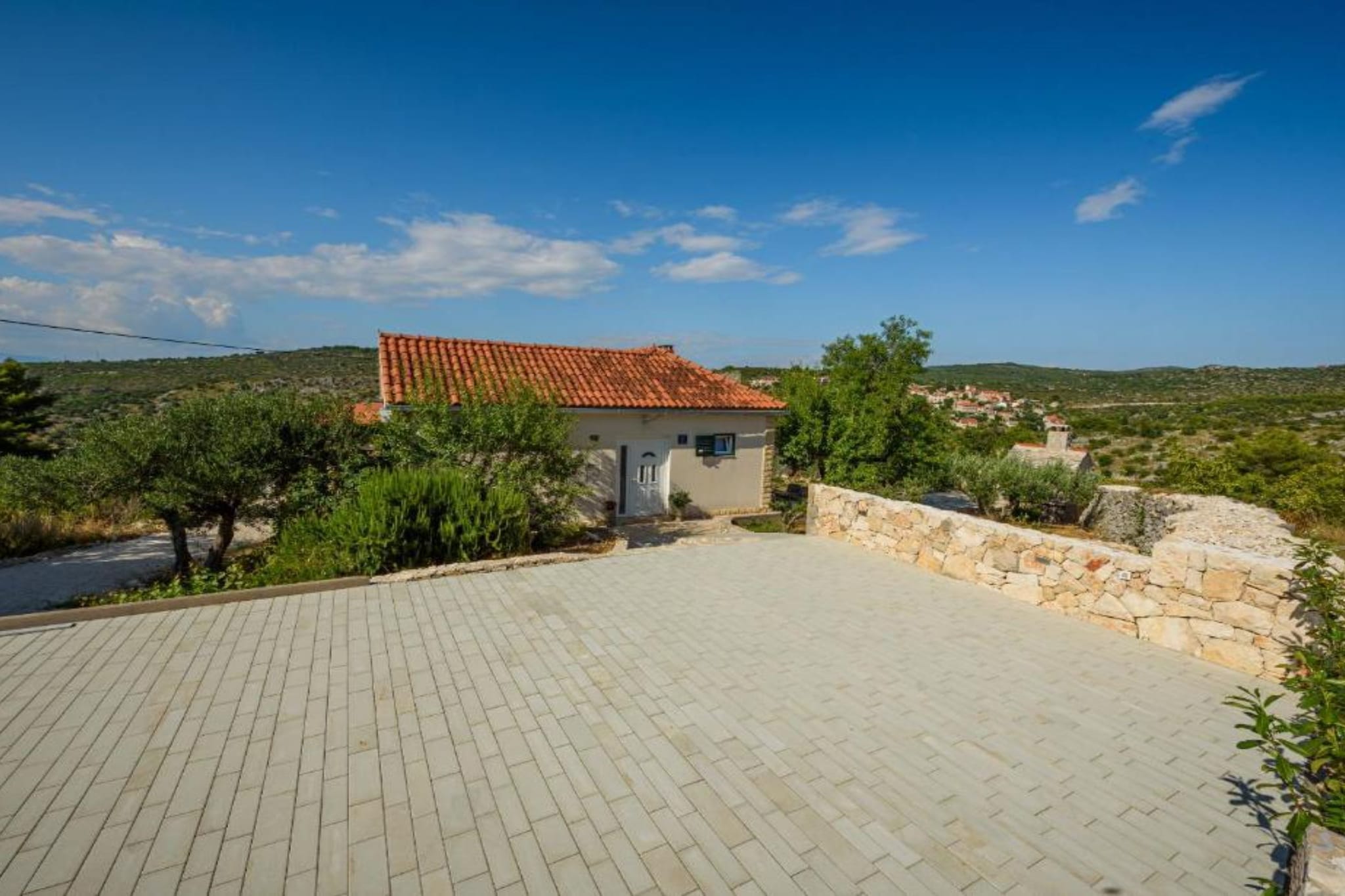 One Bedroom House with Sea View