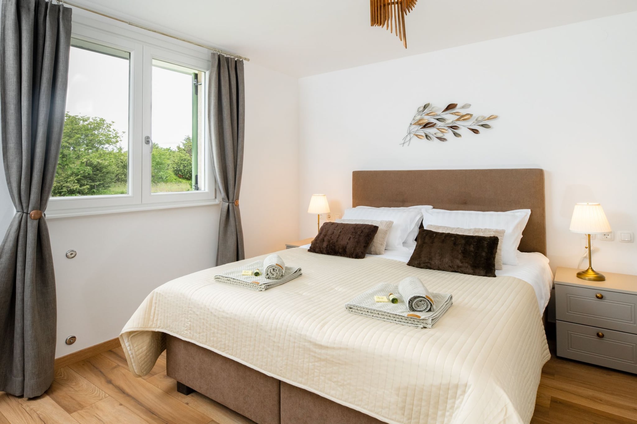 Holiday Home Milevoj - Three Bedroom Holiday Home-Bedroom