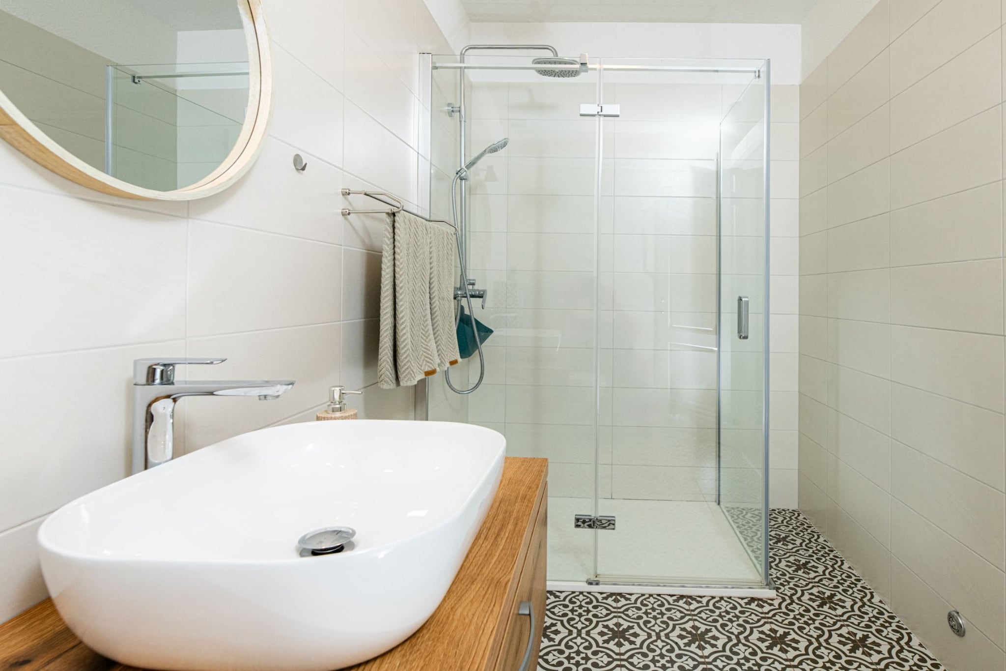 Holiday Home Milevoj - Three Bedroom Holiday Home-Bathroom