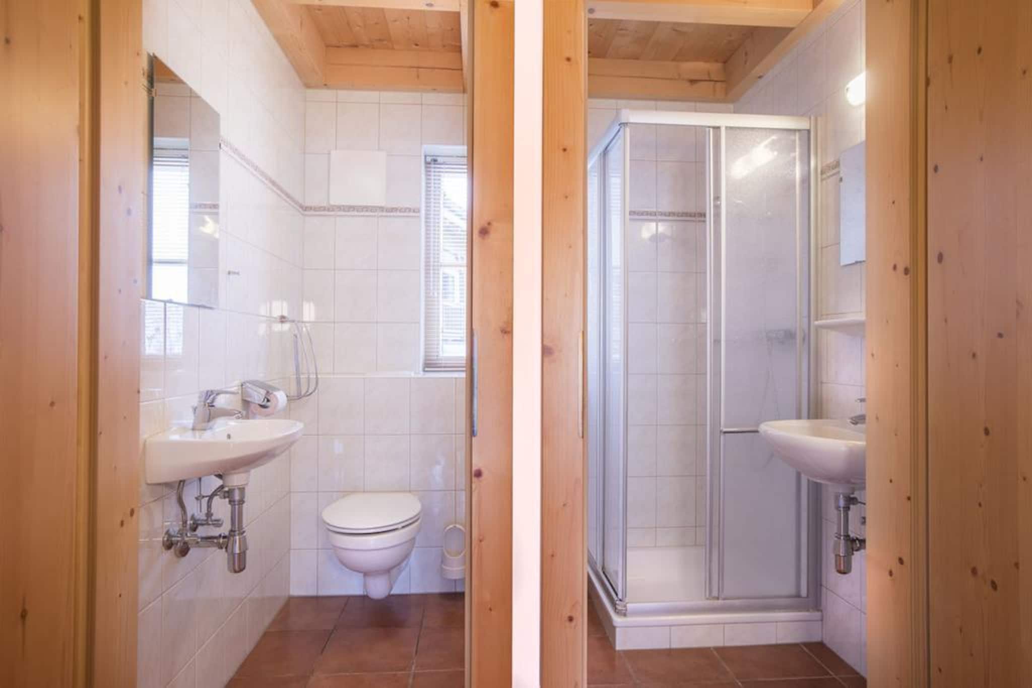 Chalets im Wald - Niet-getagd