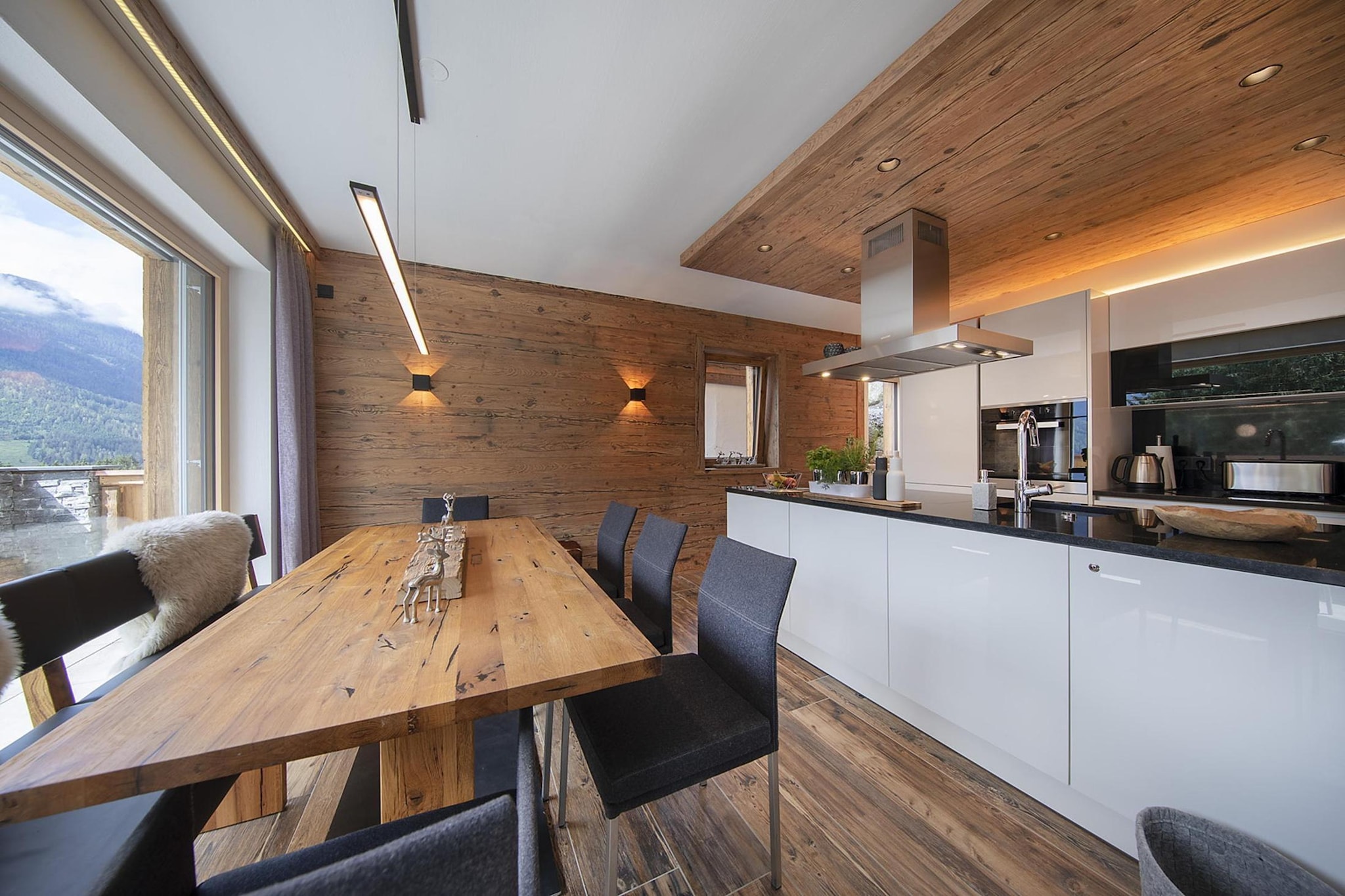 Nationalpark Chalet Rosenspitze-Eetkamer