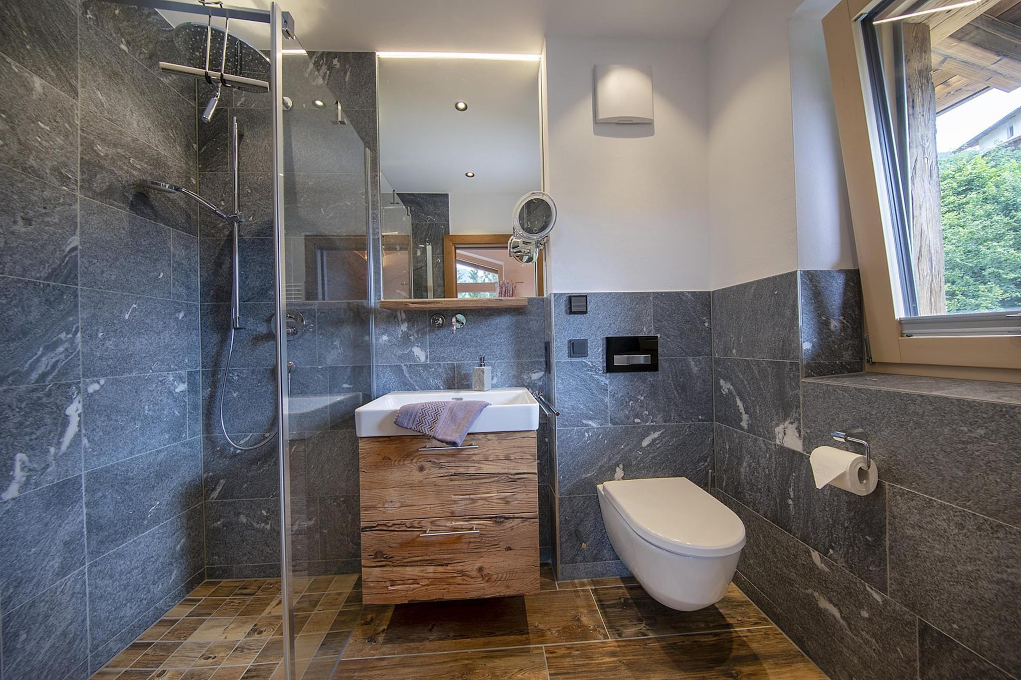 Nationalpark Chalet Rosenspitze-Badkamer