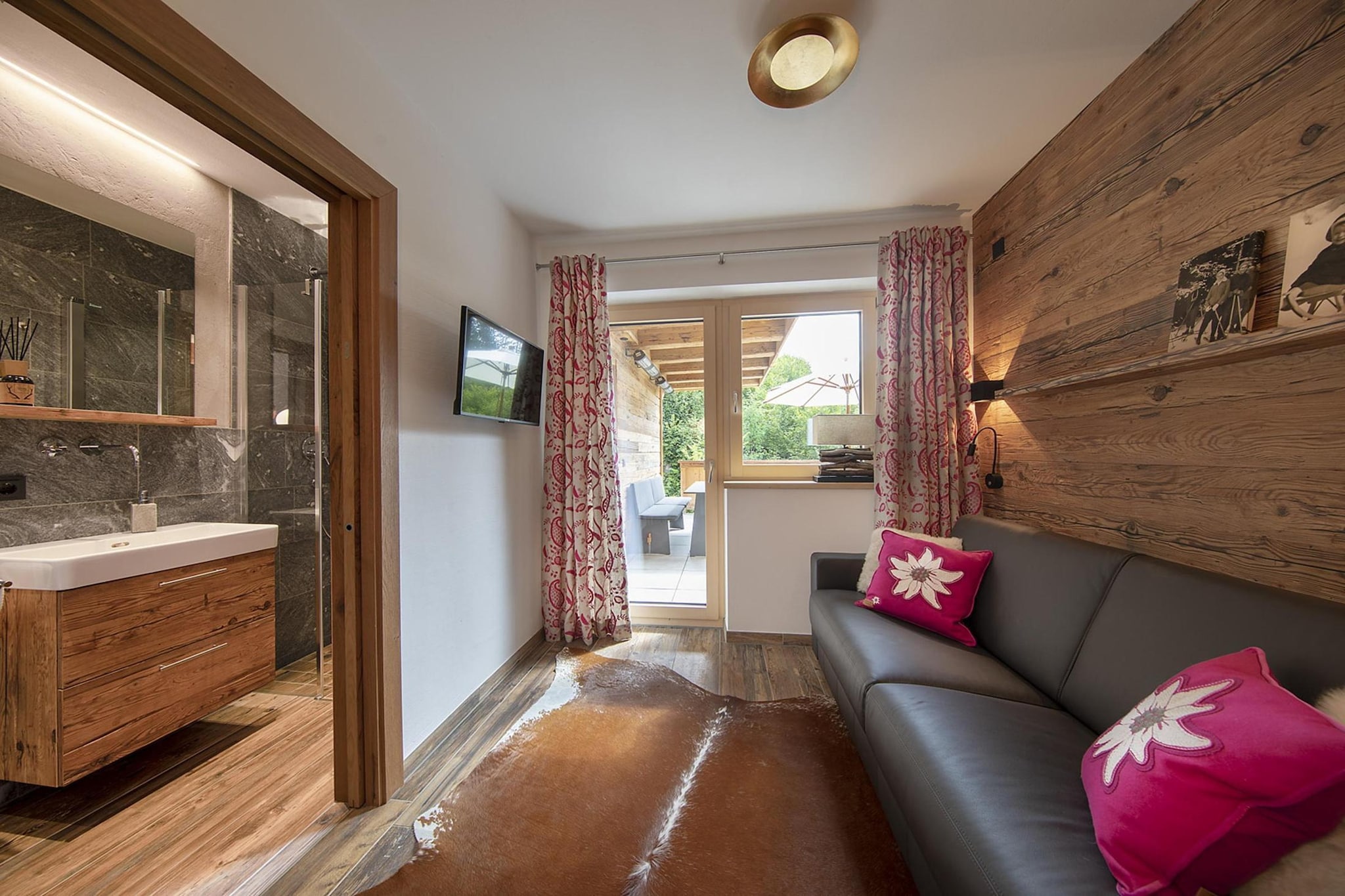 Nationalpark Chalet Rosenspitze-Woonkamer
