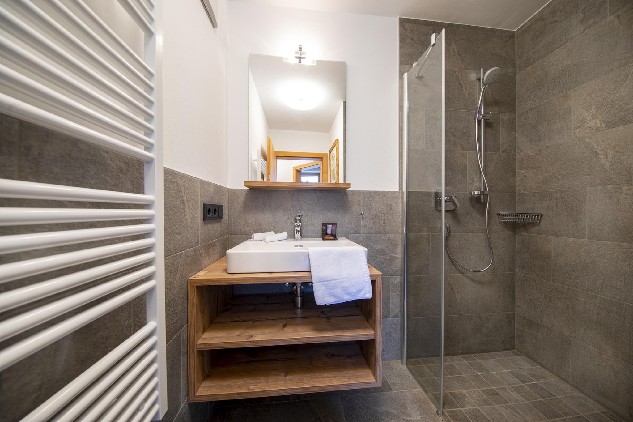Nationalpark Chalet Malhamhorn-Badkamer