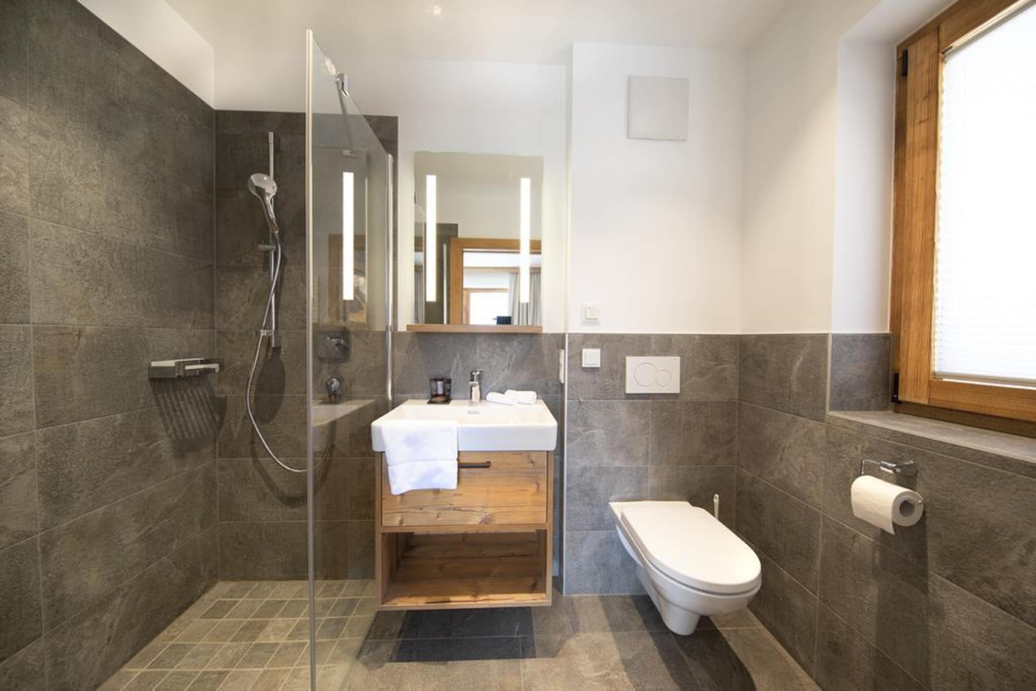 Nationalpark Chalet Larmkogel-Badezimmer