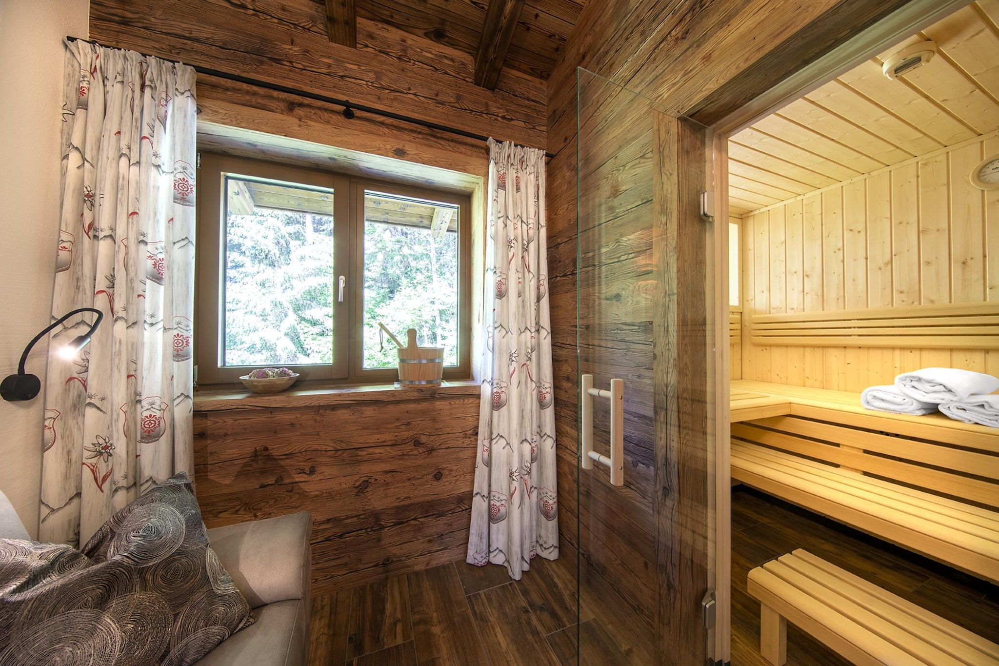 Nationalpark Chalet Reichenbergerspitze-Woonkamer