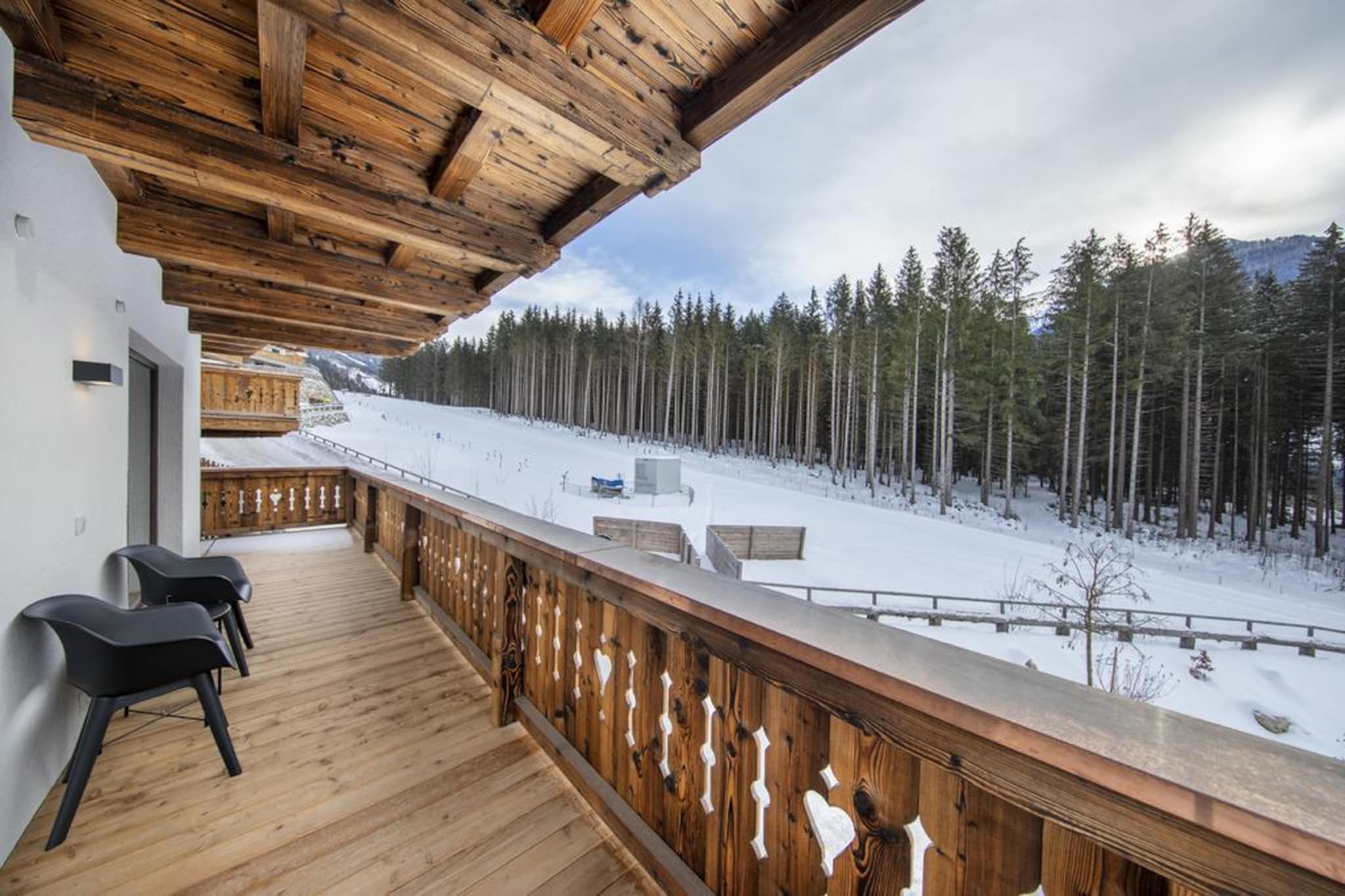 Nationalpark Chalet Säulspitze-Terrasbalkon