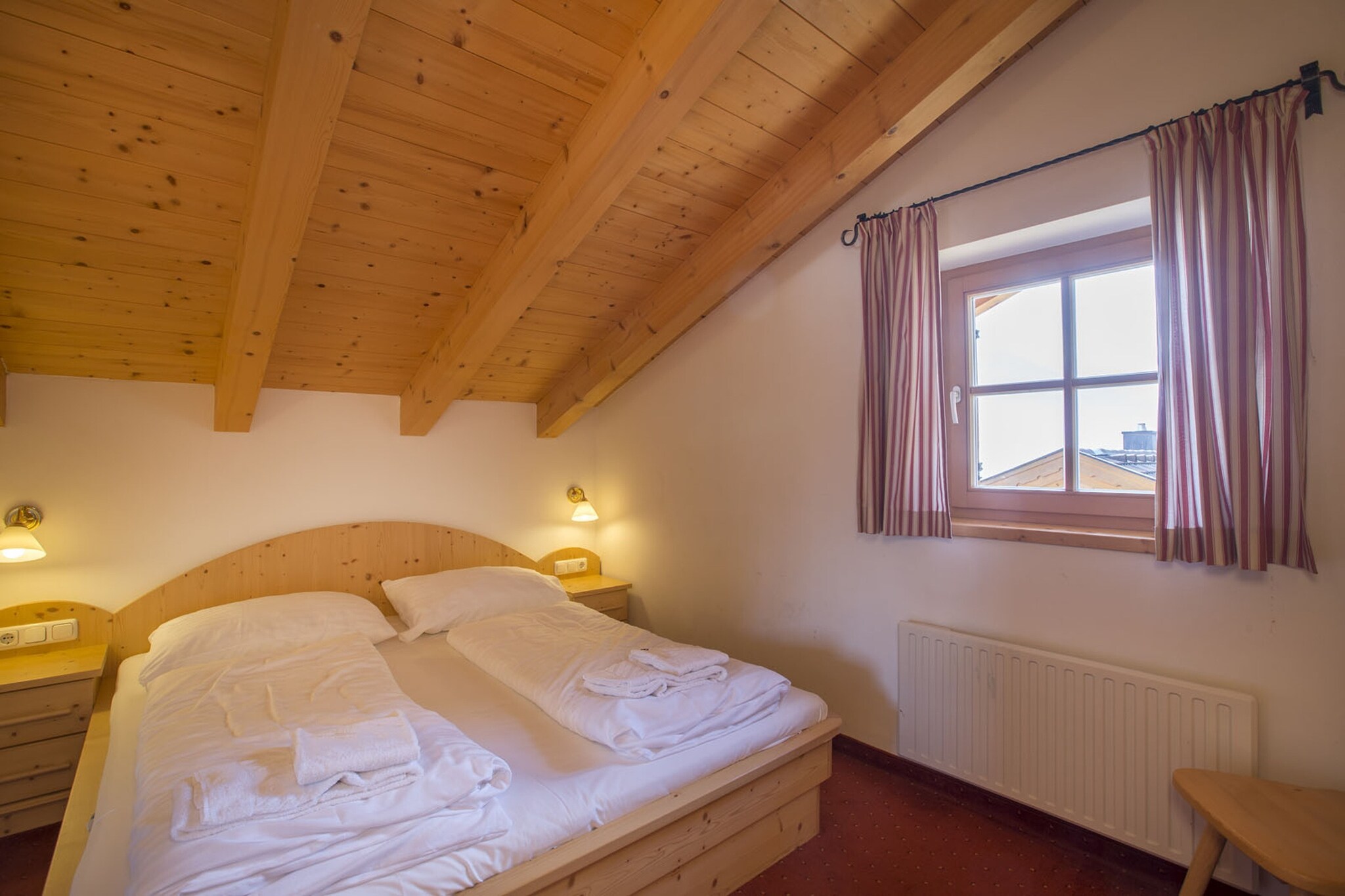 Chalet in Königsleiten near Ski Bus & Pool