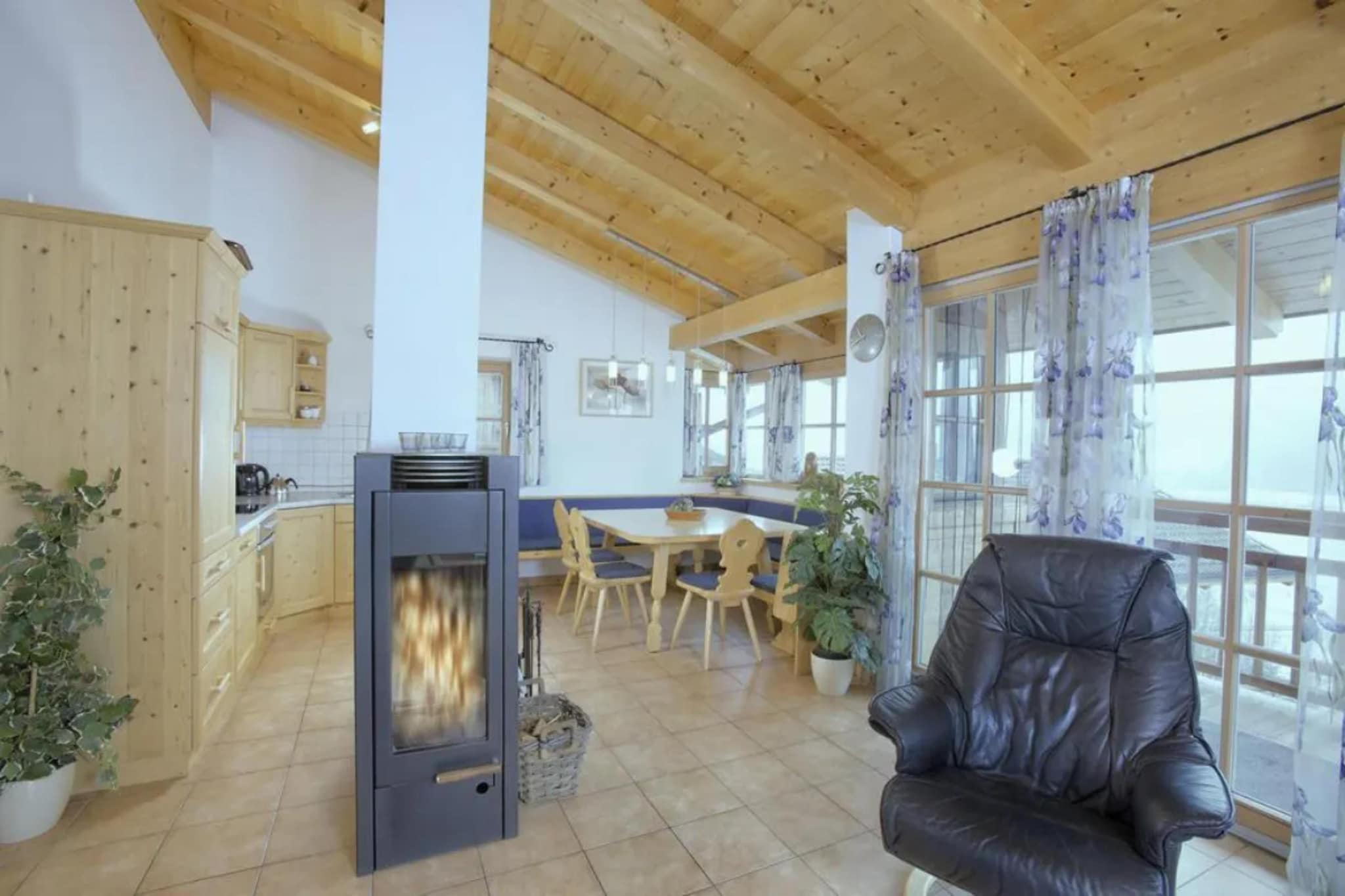 Schöneben Heidi's Alm Hütte - Wohnzimmer