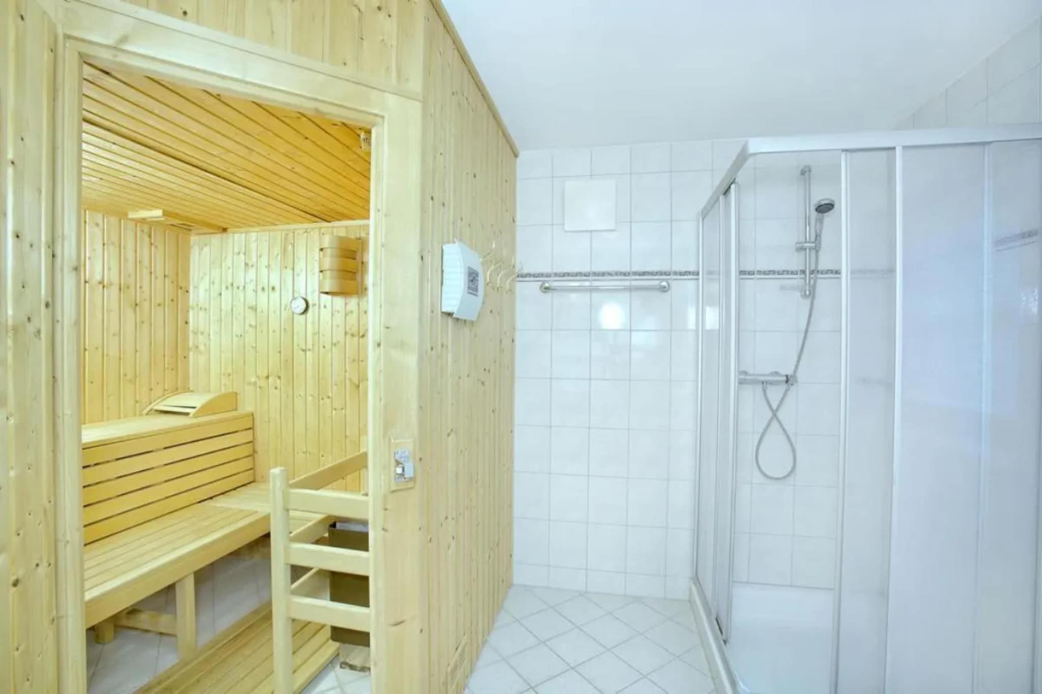 Schöneben Heidi's Alm Hütte - Badezimmer