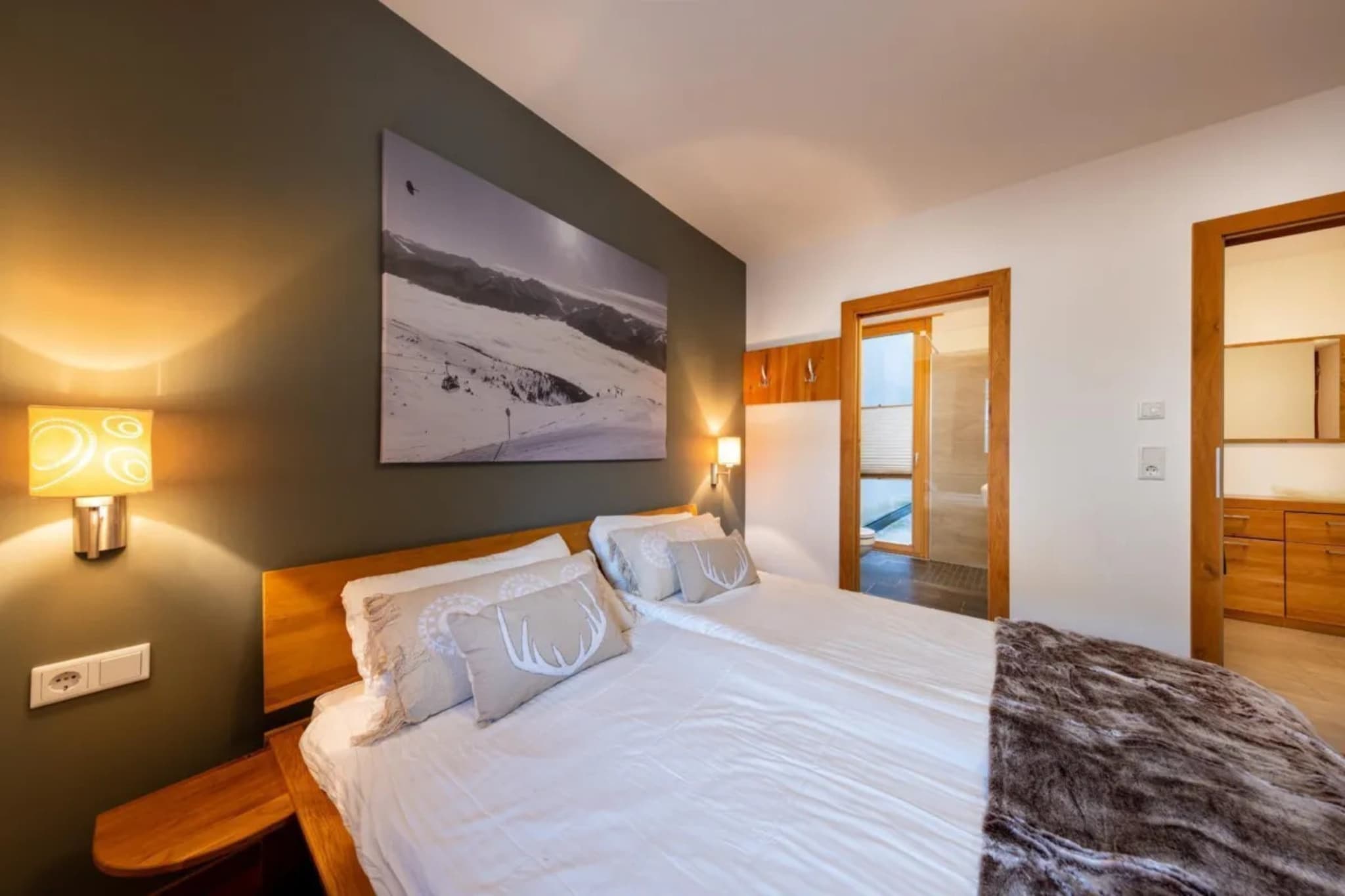 Residenz Wildkogelbahnen Top 7 - Bedroom