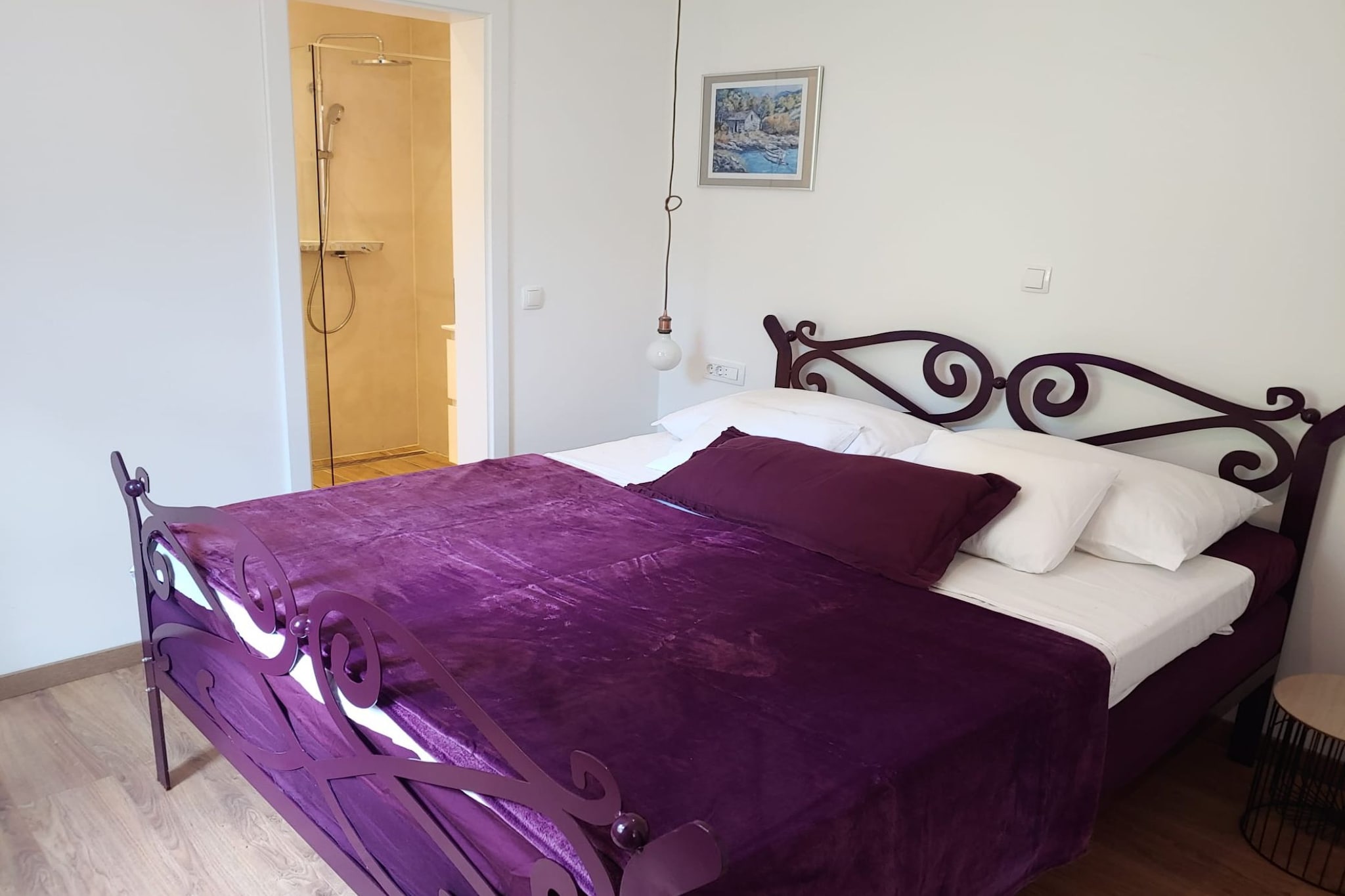Three Bedroom Apartment with Terrace-Slaapkamer