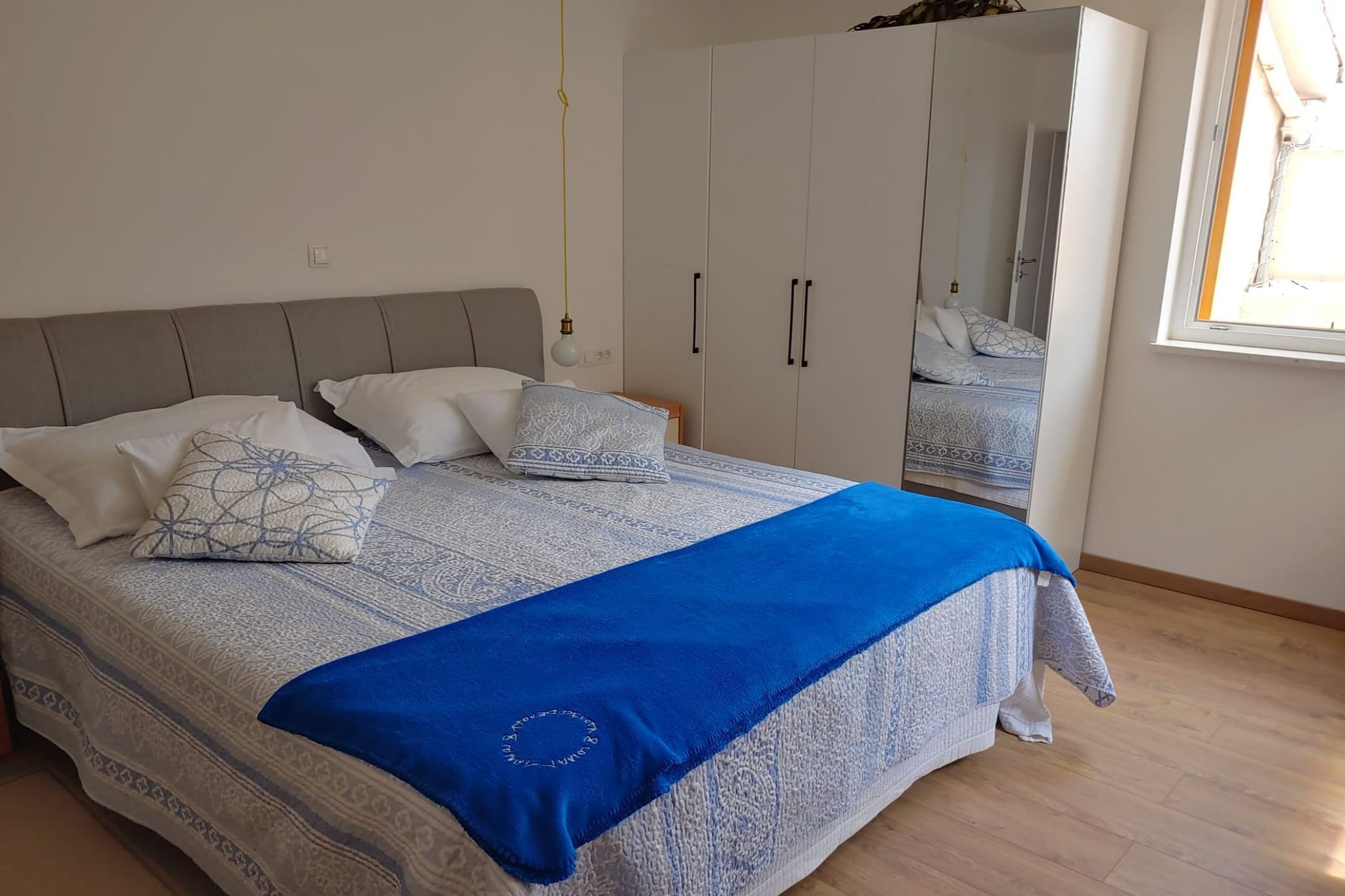 Three Bedroom Apartment with Terrace-Slaapkamer