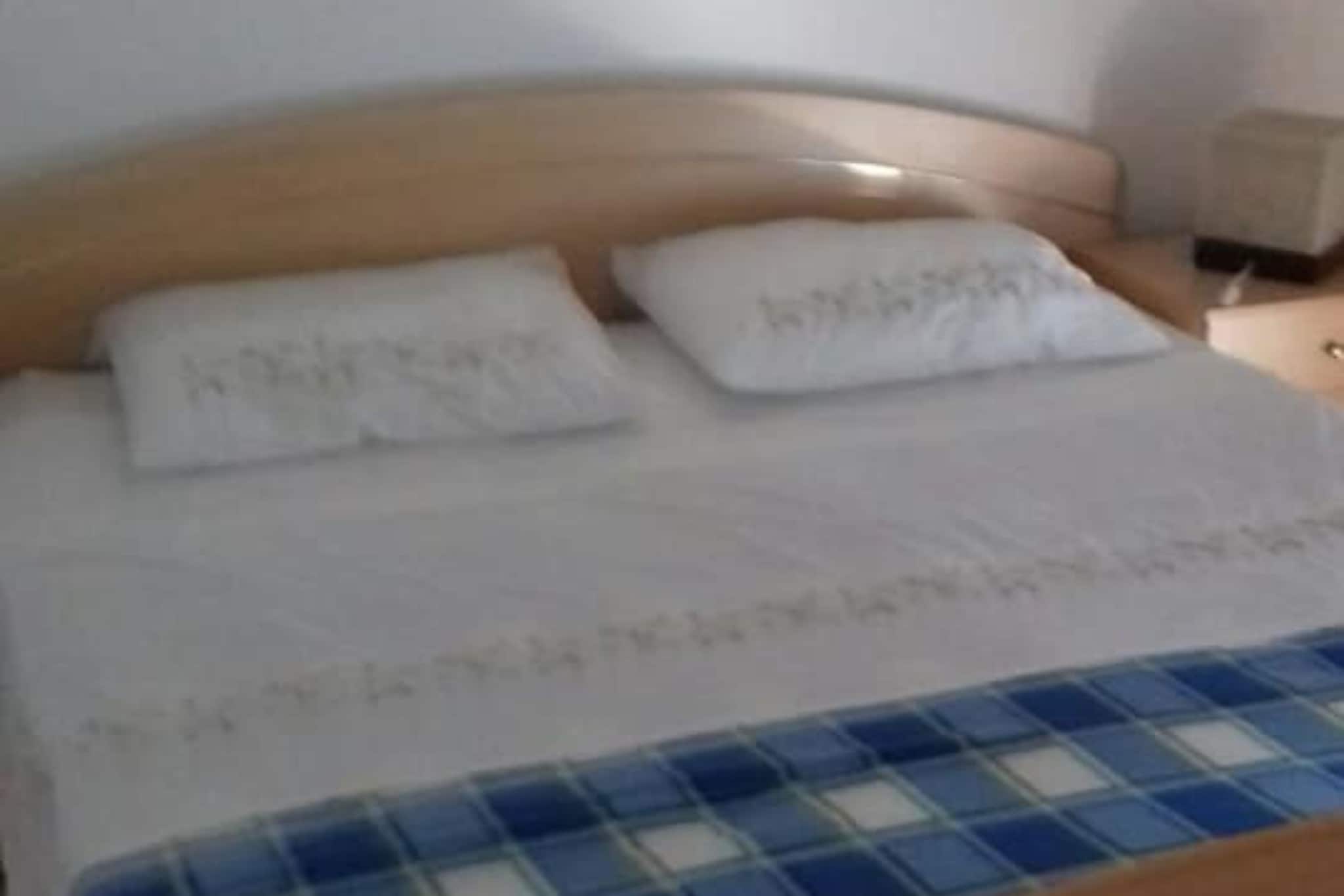 Apartments Rubbi - Three Bedroom Apartment with Terrace-Bedroom