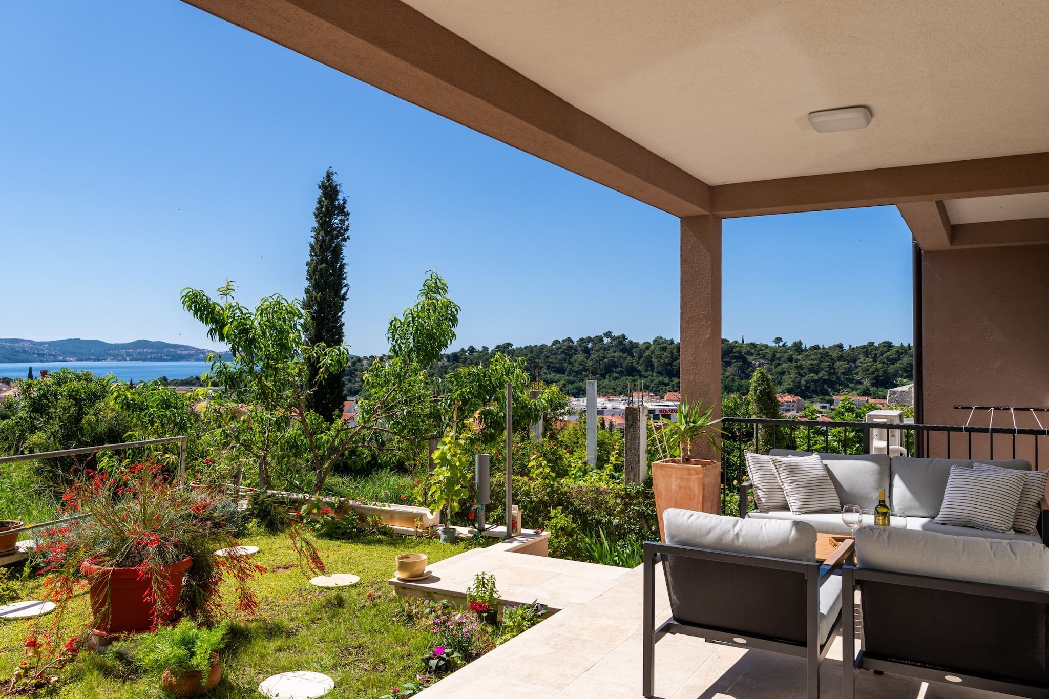 Apartment Bella Vista - Two Bedroom Apartment with Sea View-Terrasse